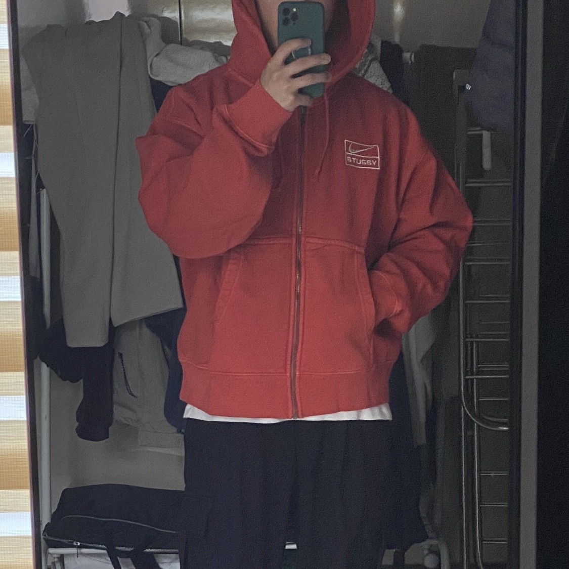 Nike x Stussy Full Zip Pigment Dyed Fleece Hoodie Habanero Red (FJ9161-642) 착용 스타일