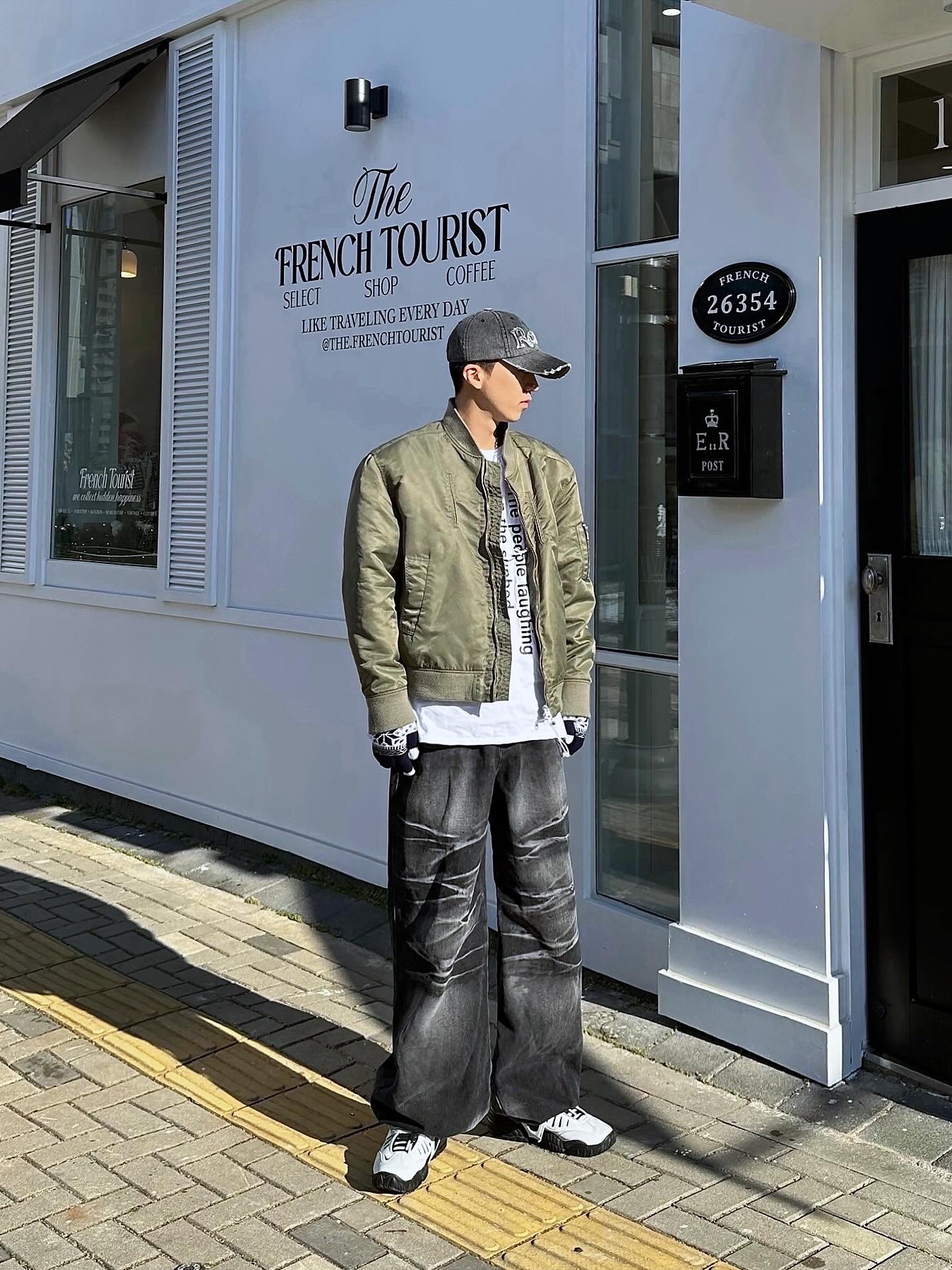 Nike x Ambush Air Adjust Force SP Summit White and Black 착용 스타일 - 1