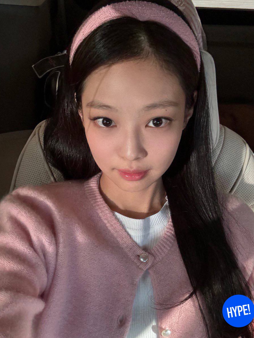 Chanel Premiere Ribbon Watch Black Lacquered Yellow Gold Titanium Black Rubber, (W) Adidas Adicolor Classic Firebird Track Top Black - KR Sizing 착용 스타일 - 5