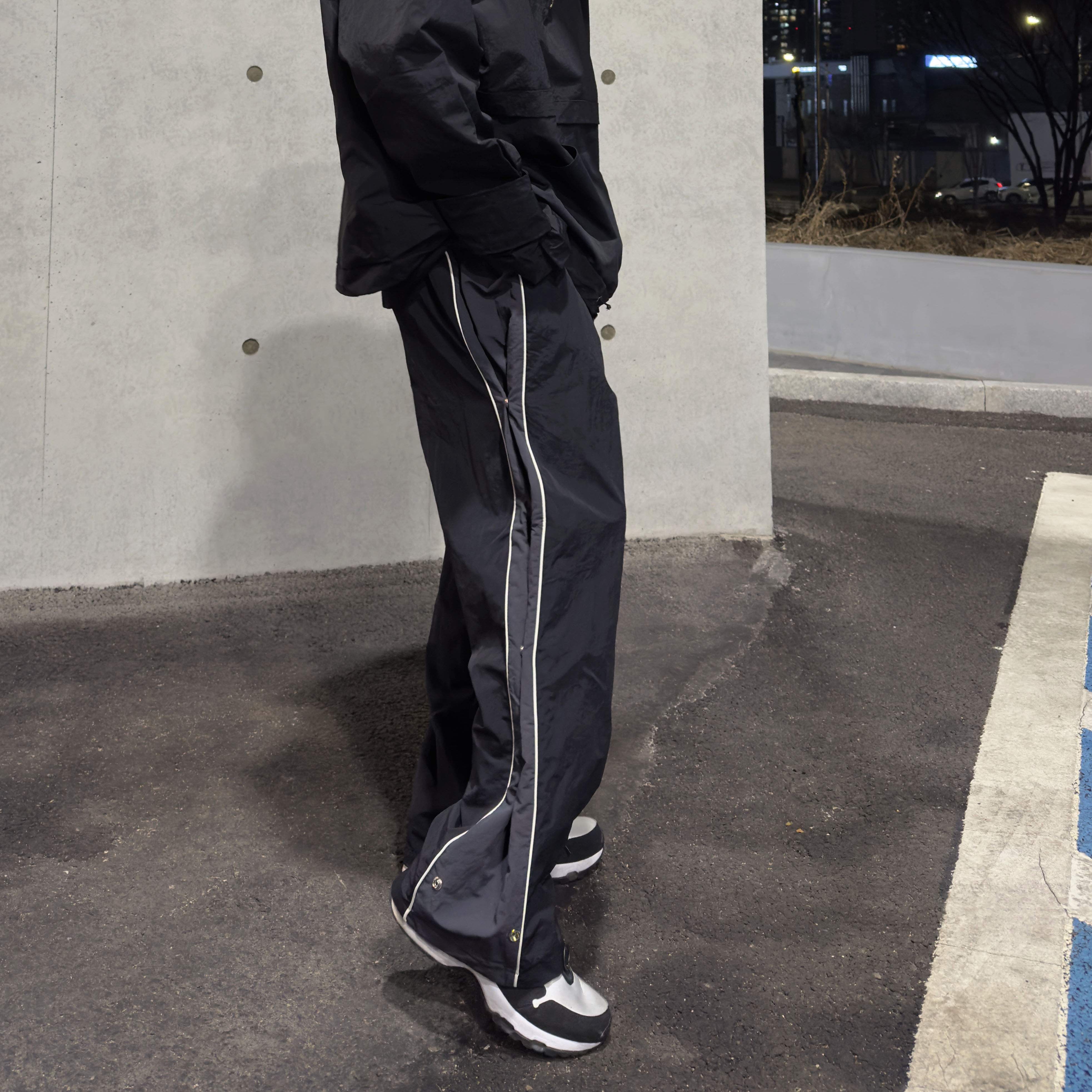 Nike x Comme des Garcons Homme Plus Air Max Sunder SP White Black 착용 스타일 - 3