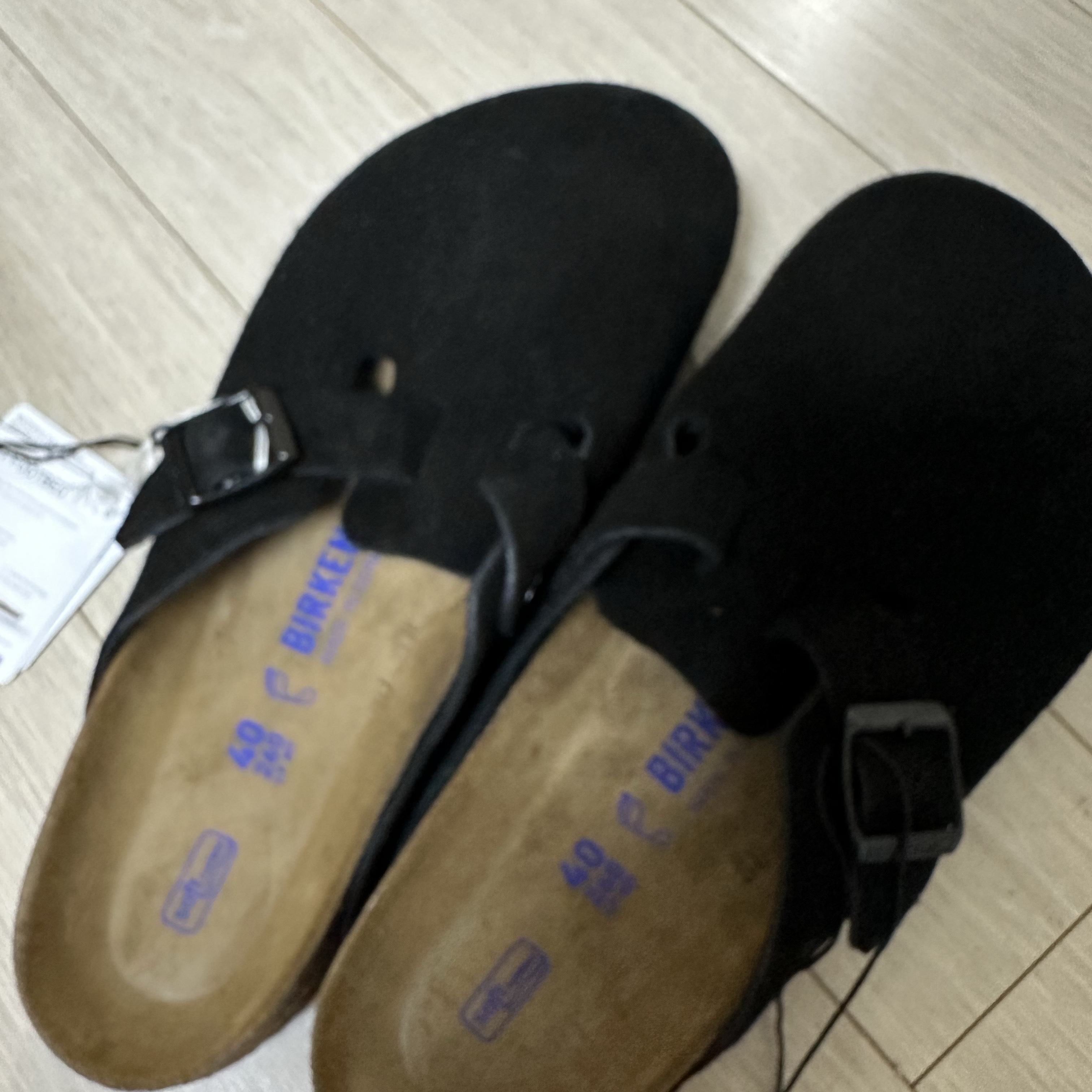 Birkenstock Boston Soft Footbed Suede Leather Black - Regular 착용 스타일