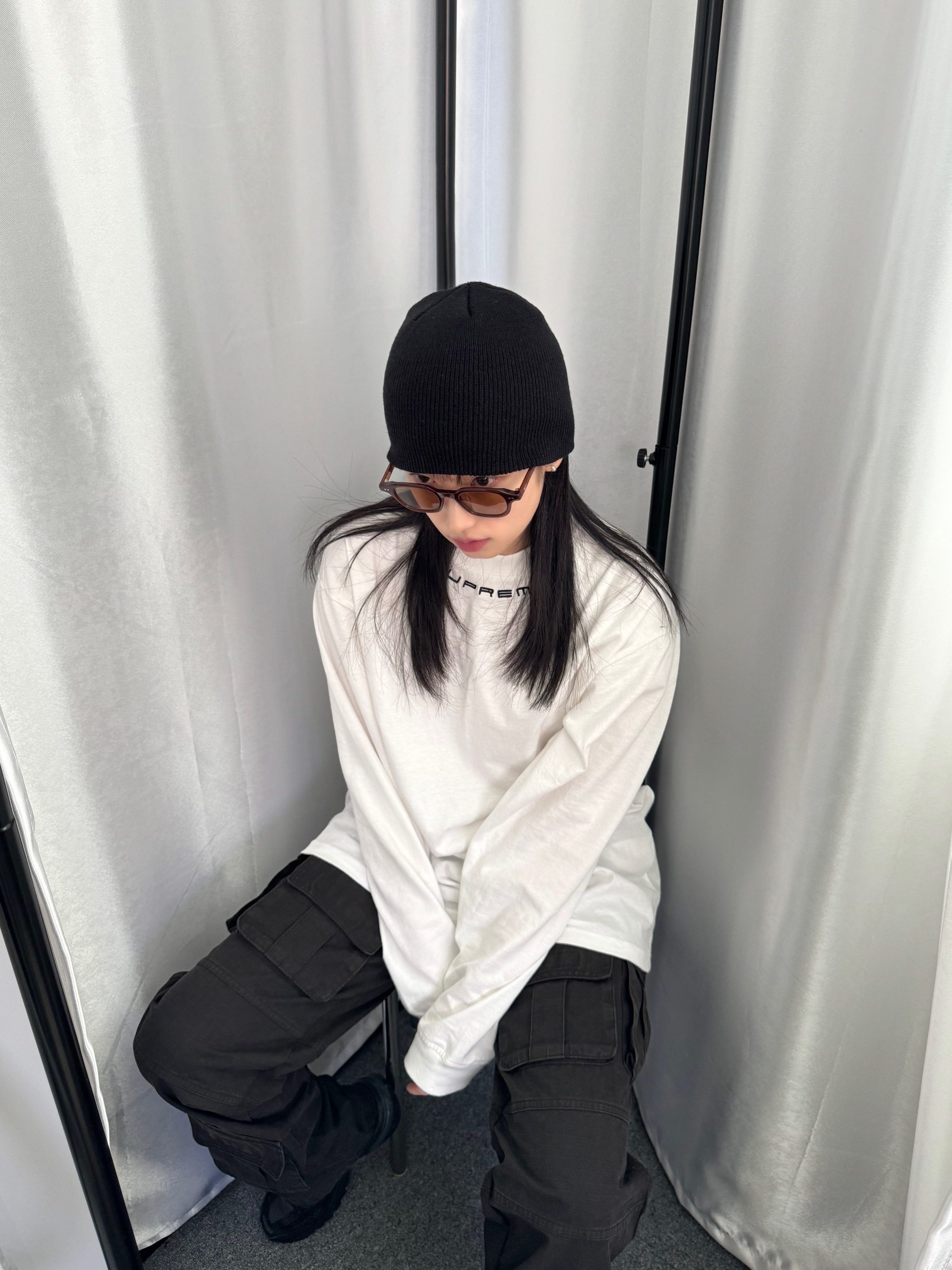 Supreme Collar Logo L/S Top White - 23FW, Undermycar Chiva Vintage Coating Multi Cargo Pants Mulch - 23SS 착용 스타일 - 1