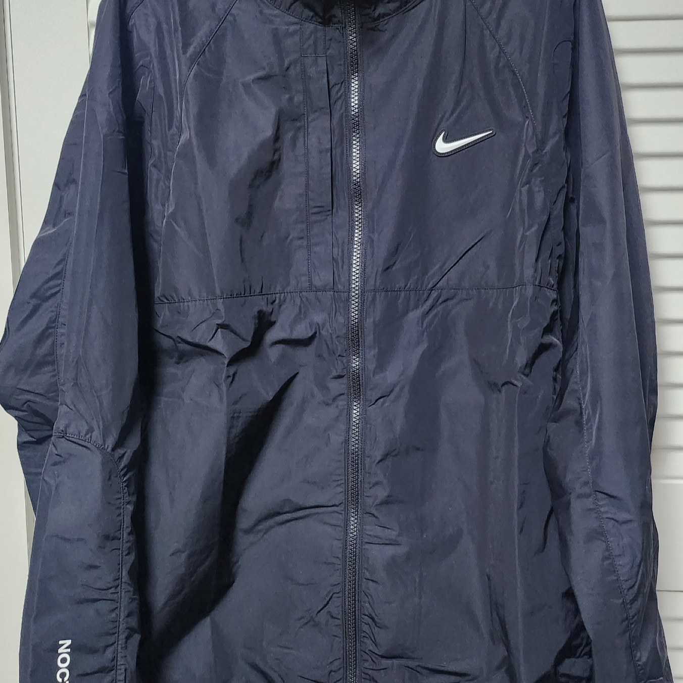 Nike x Drake Nocta Nylon Track Jacket Black (FN7666-010) 착용 스타일