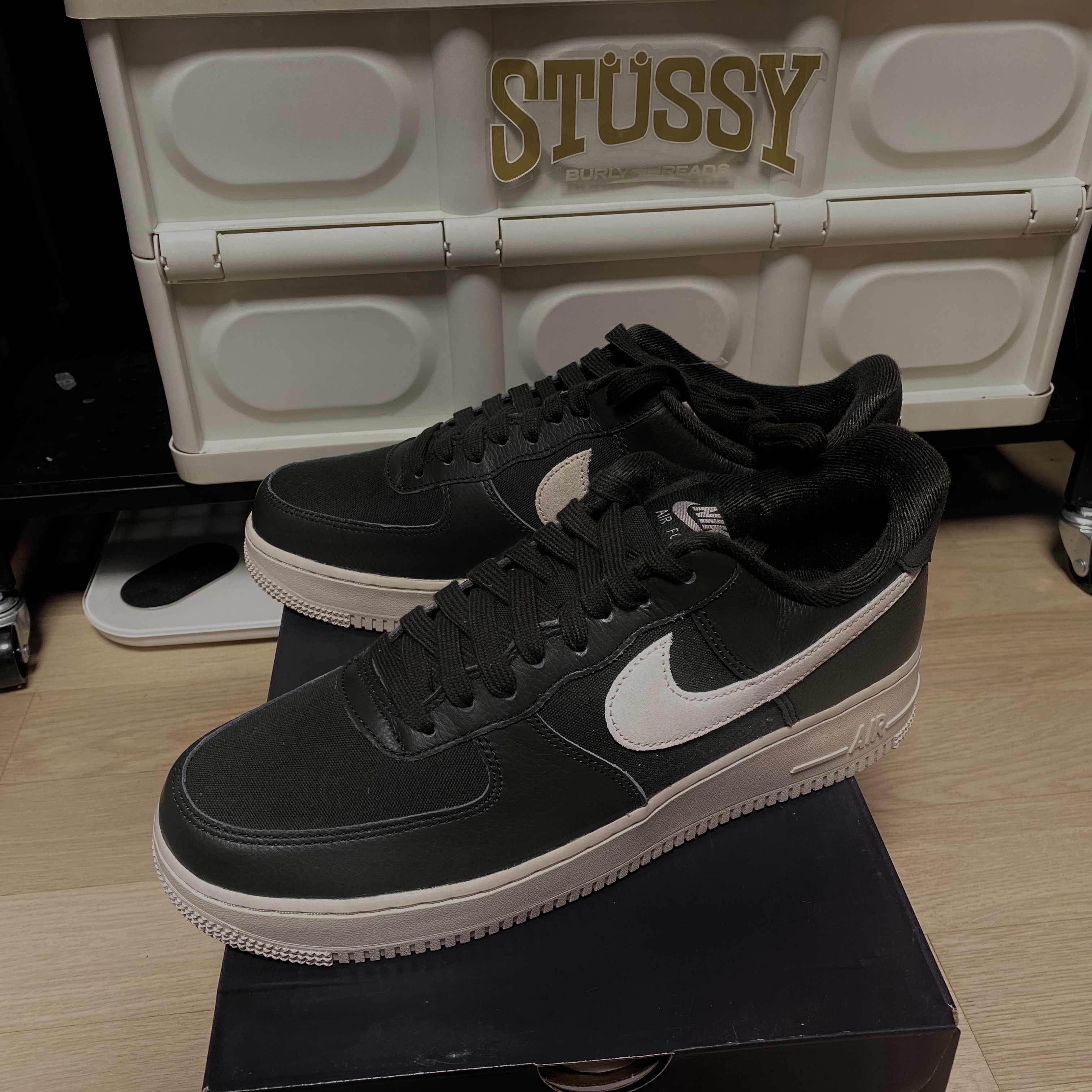 Nike Air Force 1 '07 LX Sequoia 착용 스타일