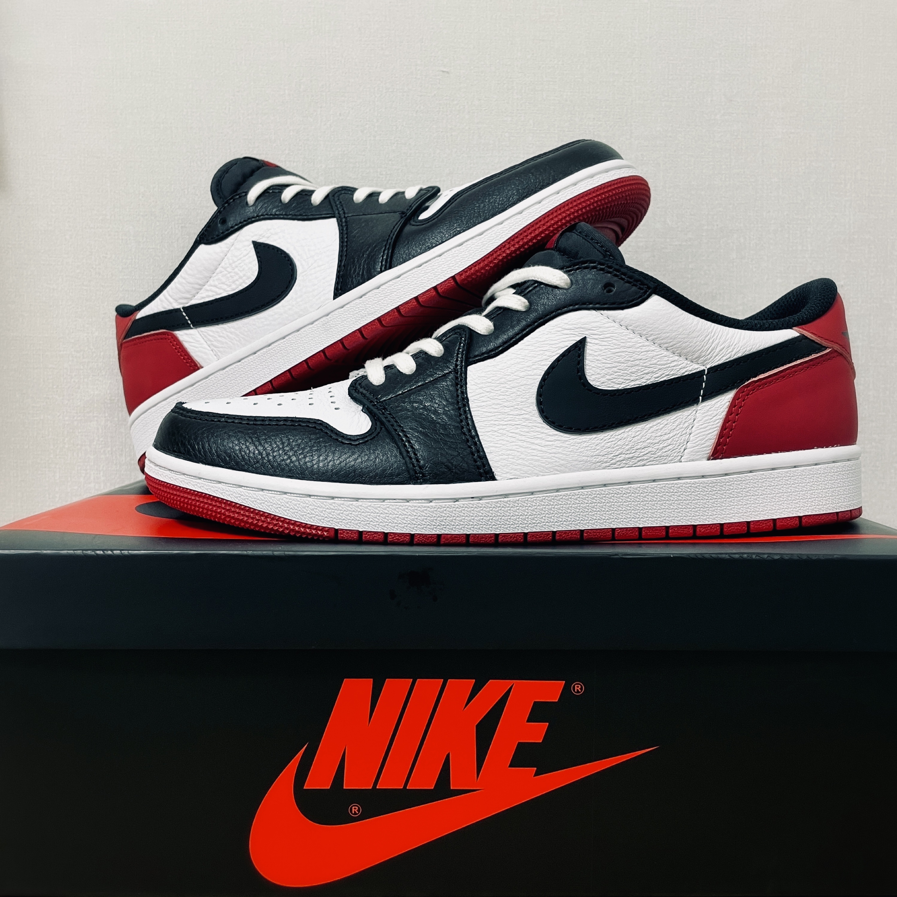 Jordan 1 Retro Low OG Black Toe 착용 스타일 - 1