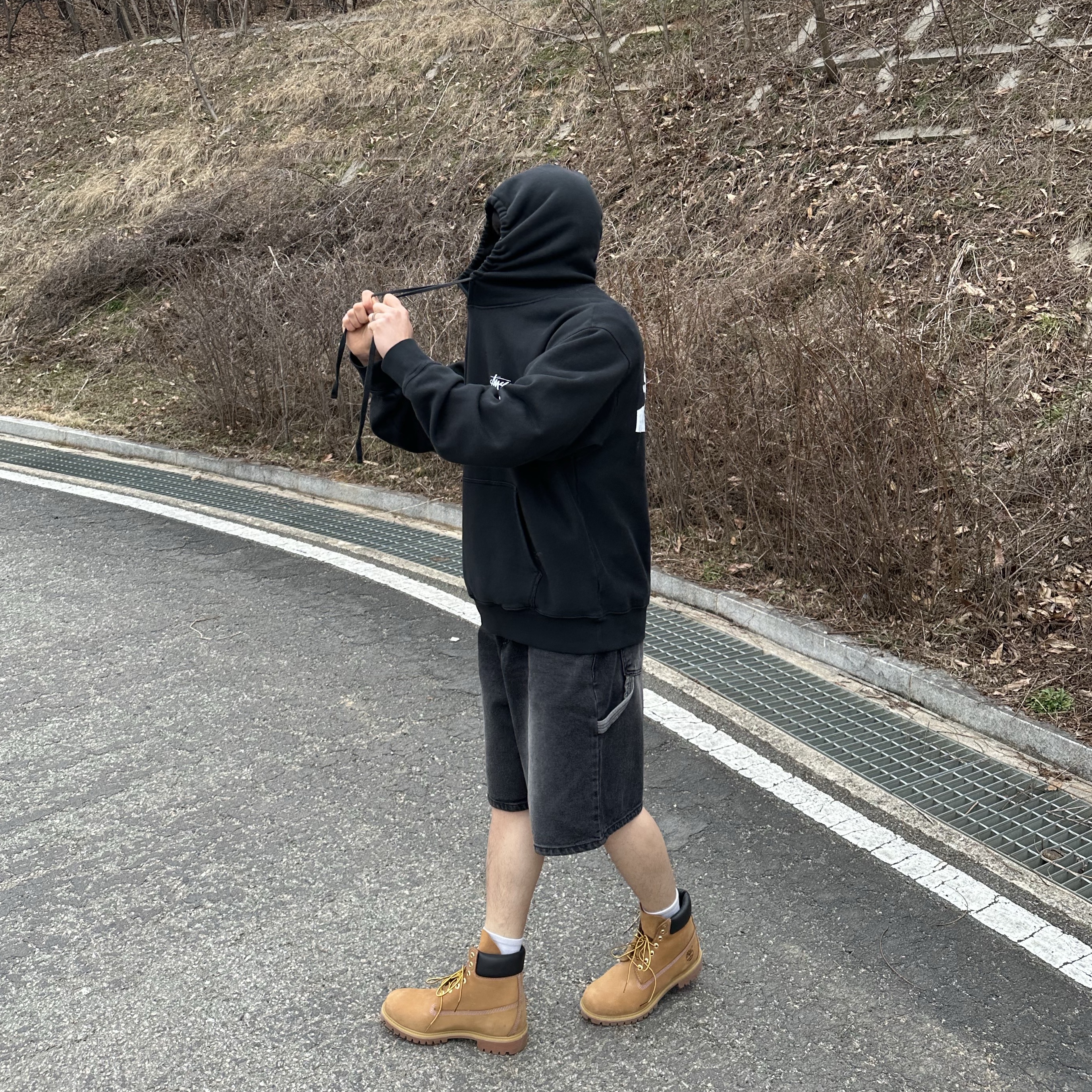 Stussy x Martine Rose Collage Pigment Dyed Hoodie Black, Timberland Premium 6 inch Waterproof Boot Wheat Nubuck - Wide 착용 스타일
