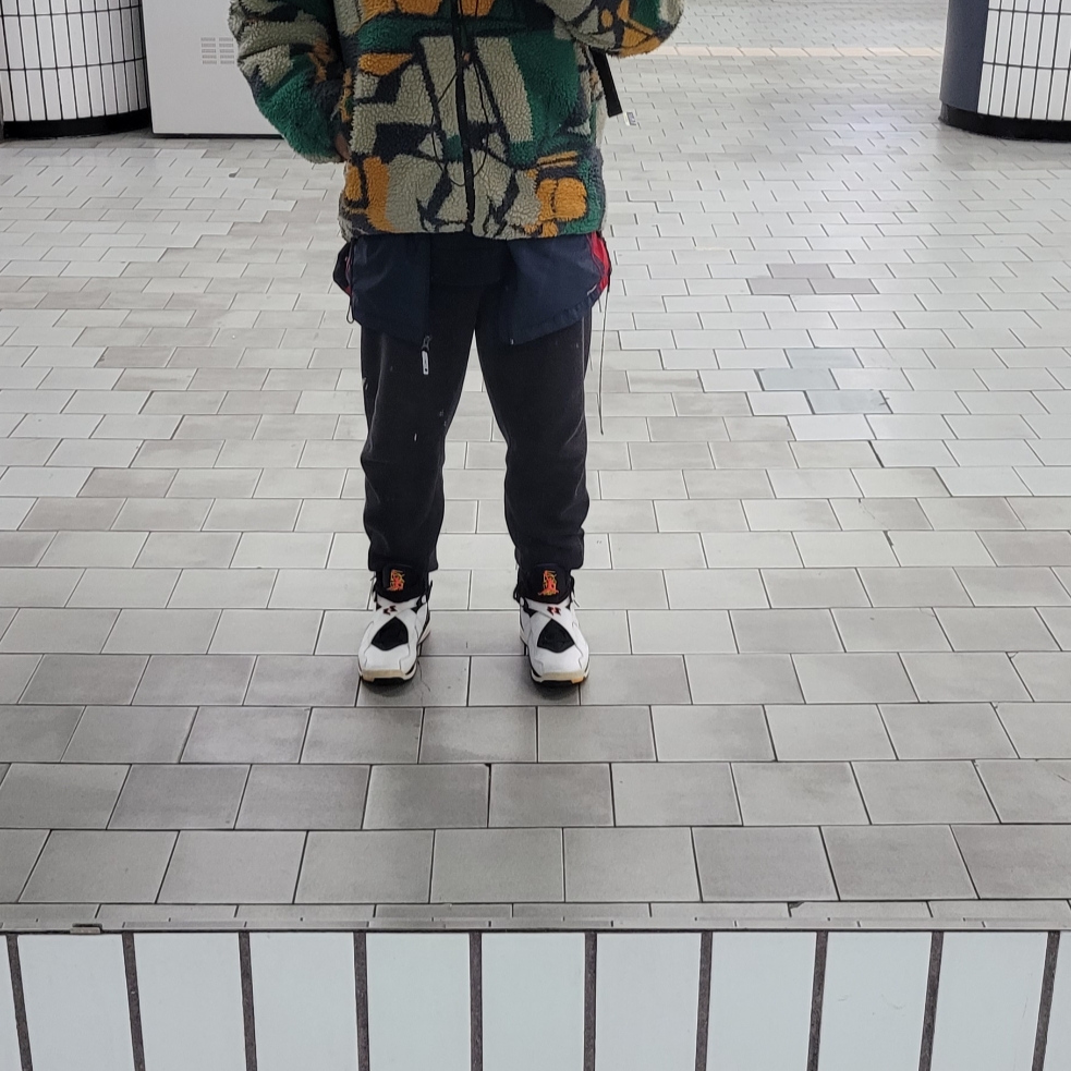 Jordan 8 Retro Three-Peat 착용 스타일 - 4
