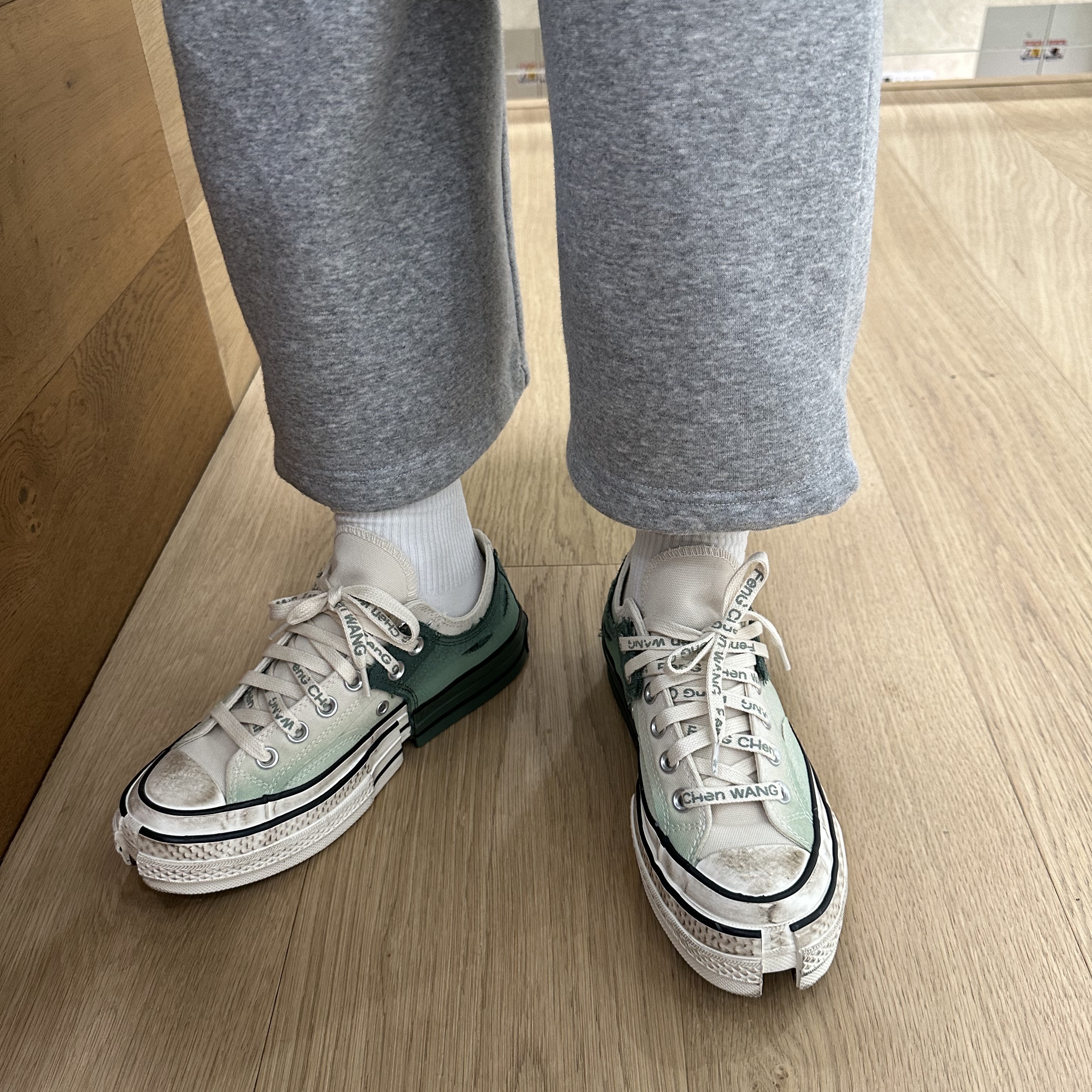 Converse x Feng Chen Wang Chuck 70 Ox 2-in-1 Myrtle 착용 스타일 - 3