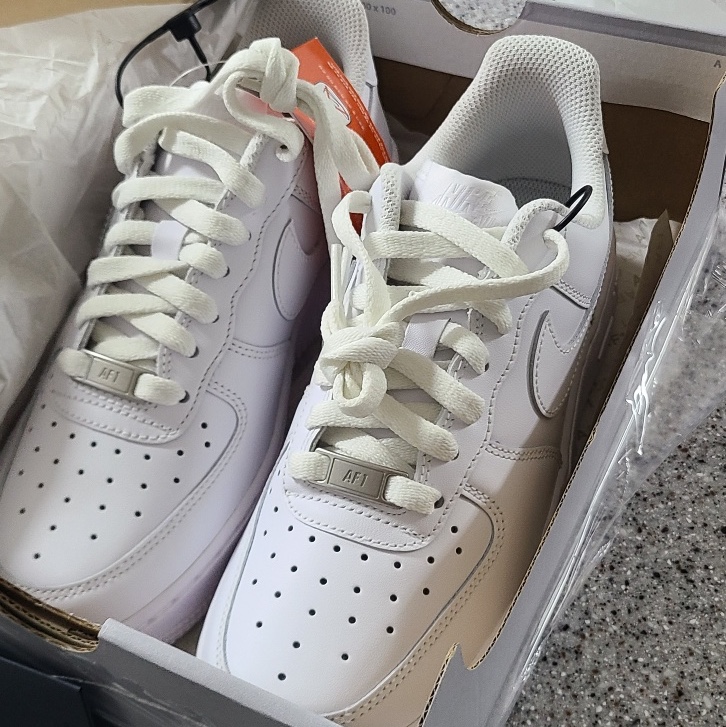 (W) Nike Air Force 1 '07 Low White 착용 스타일