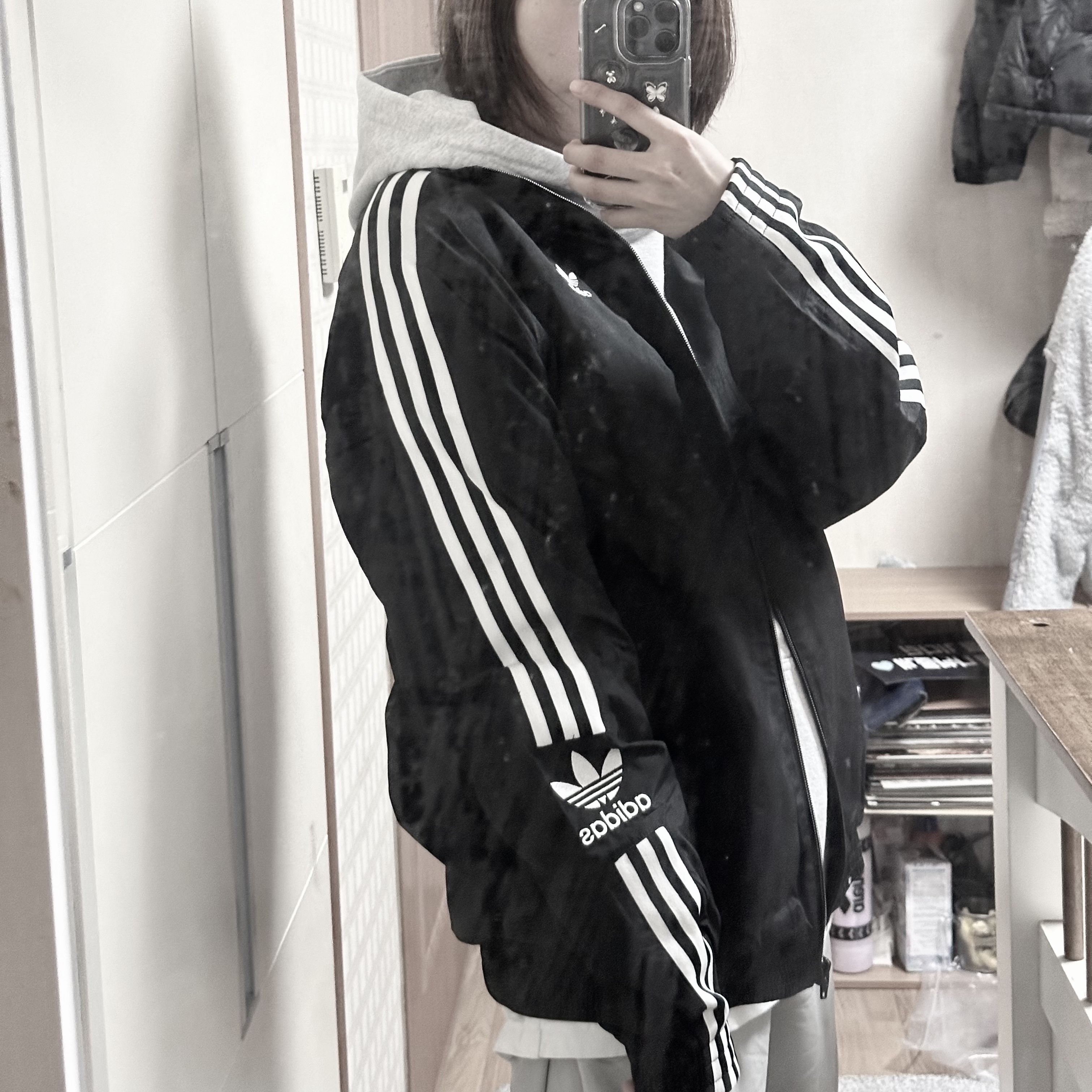 Sansan Gear Biped Hoodie White Melange - 23FW, Adidas x KoRn Track Top Black - KR Sizing 착용 스타일 - 2