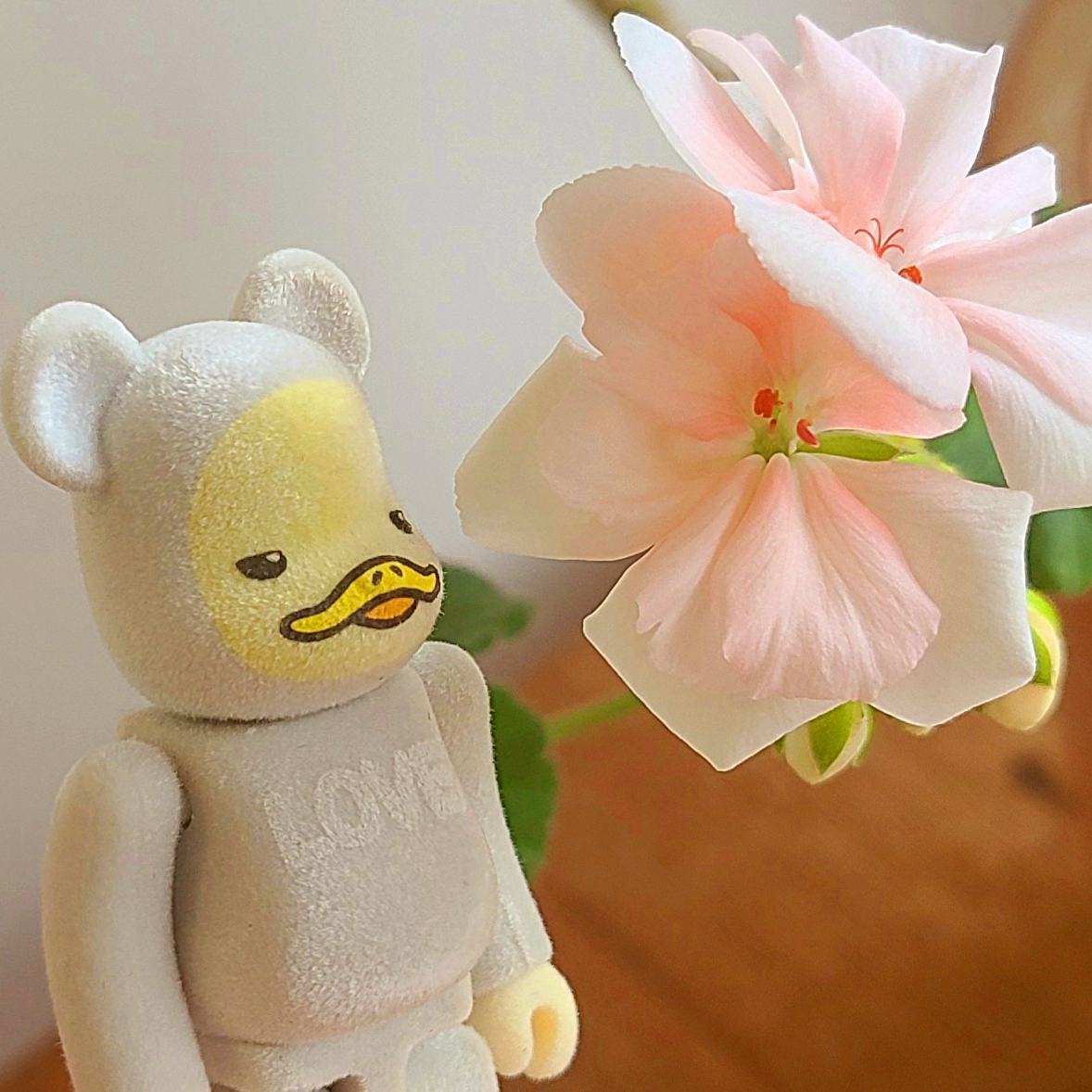 Bearbrick x SPC Bizeun 100% 착용 스타일