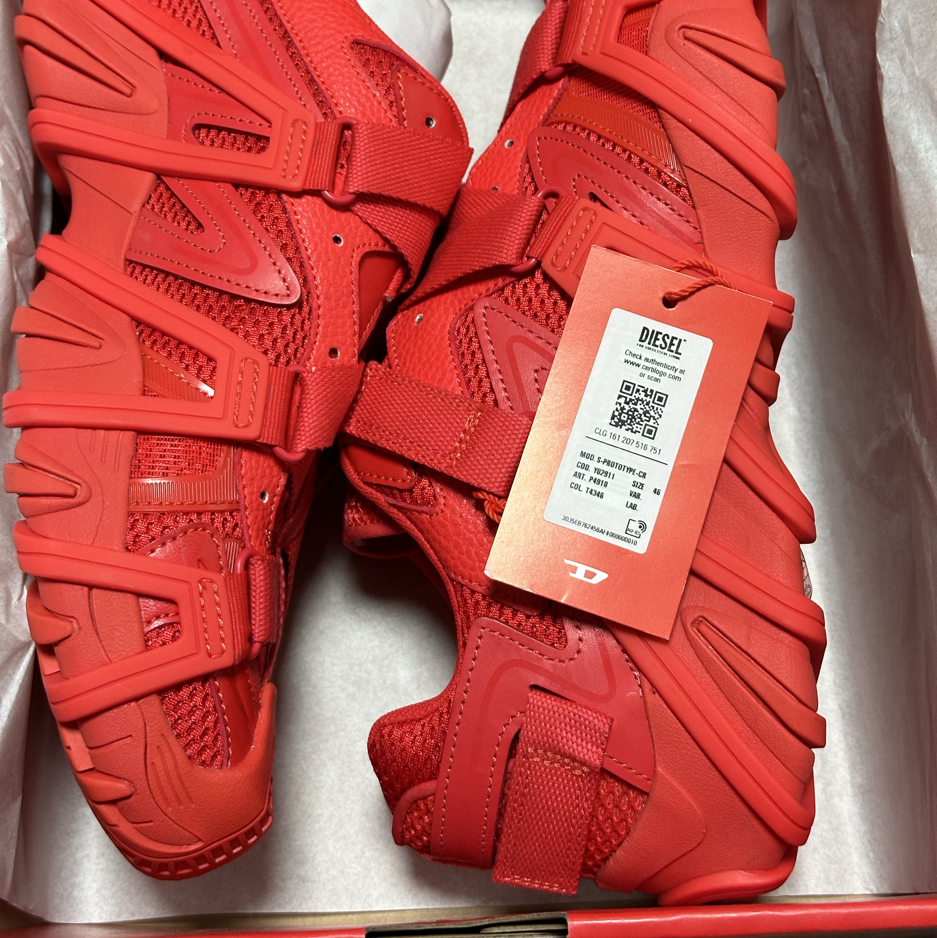 Diesel S-Prototype-Cr Caged Sneakers In Mesh And Leather Red 착용 스타일