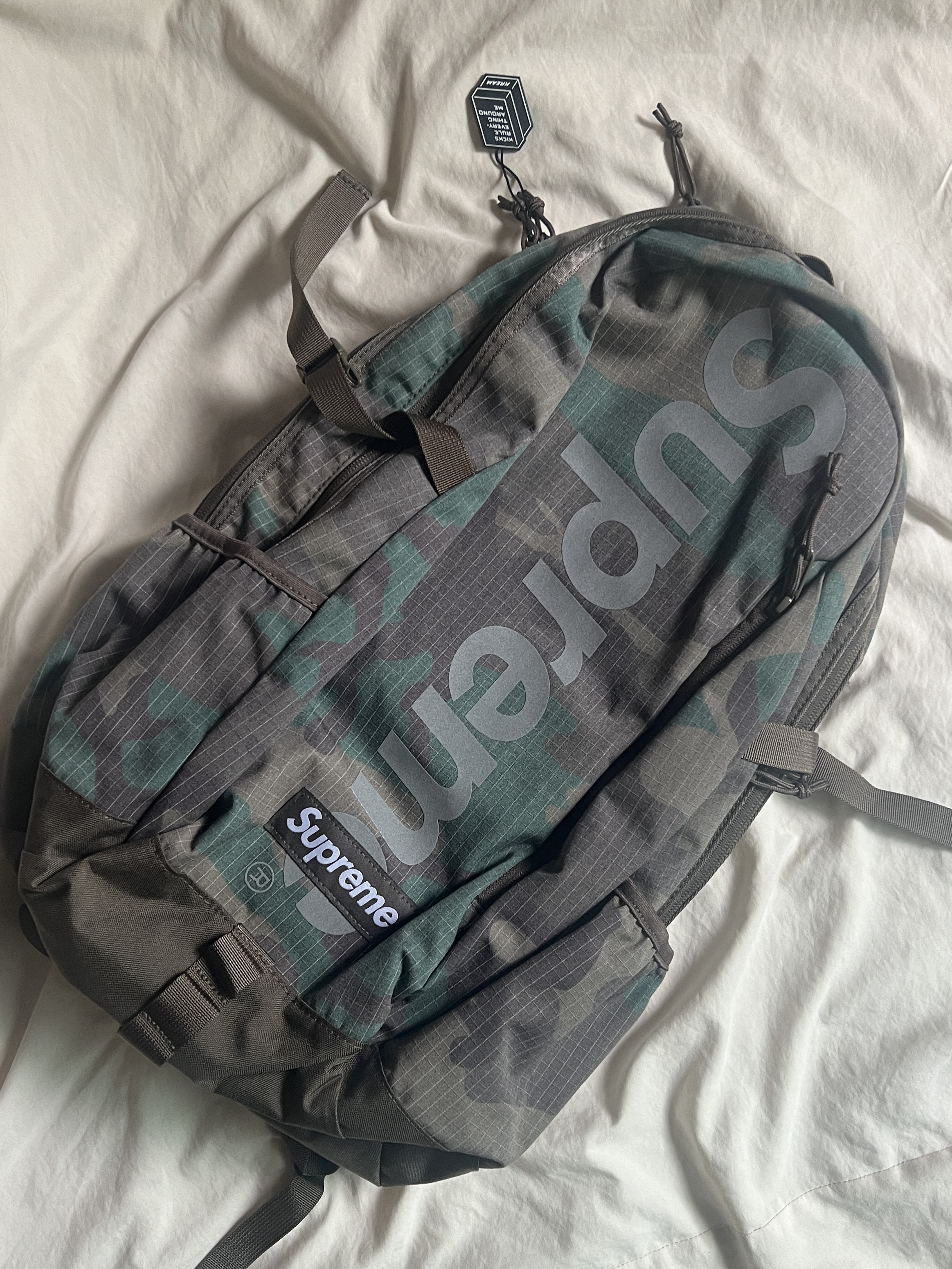 Supreme Backpack Woodland Camo - 24SS 착용 스타일 - 2
