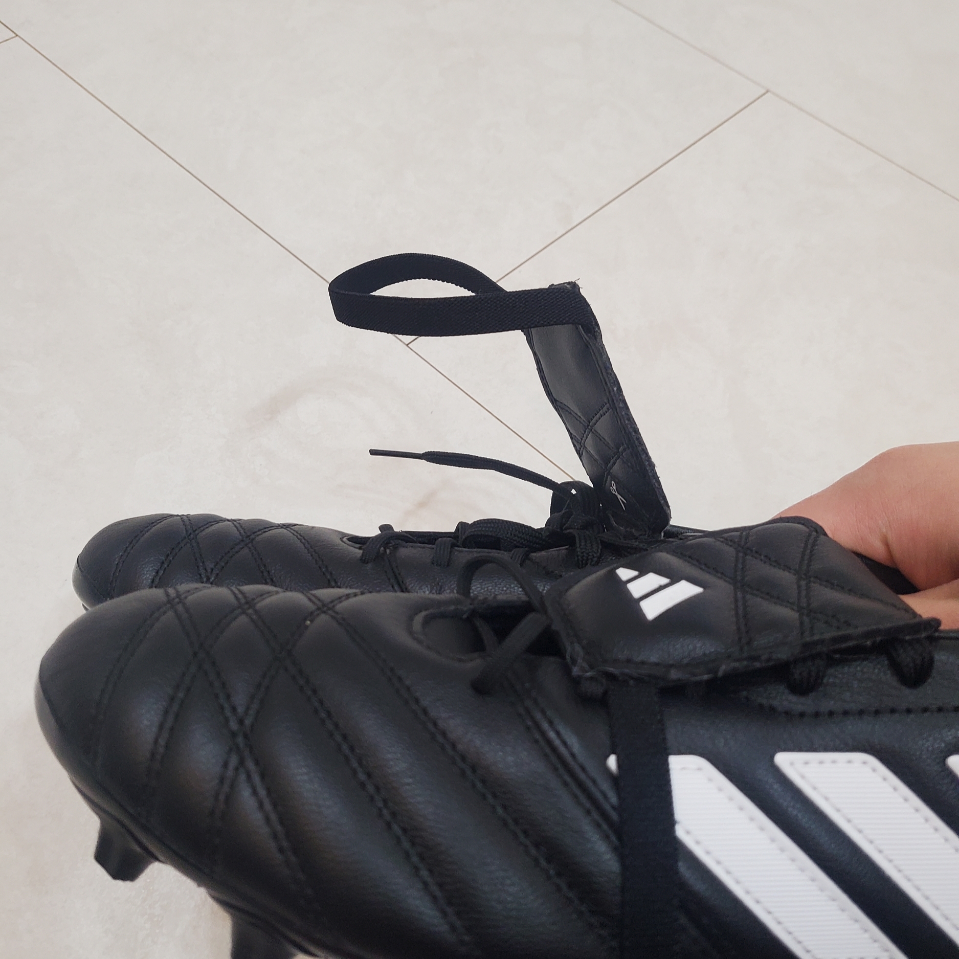 Adidas Copa Gloro HG AG Black 착용 스타일 - 2