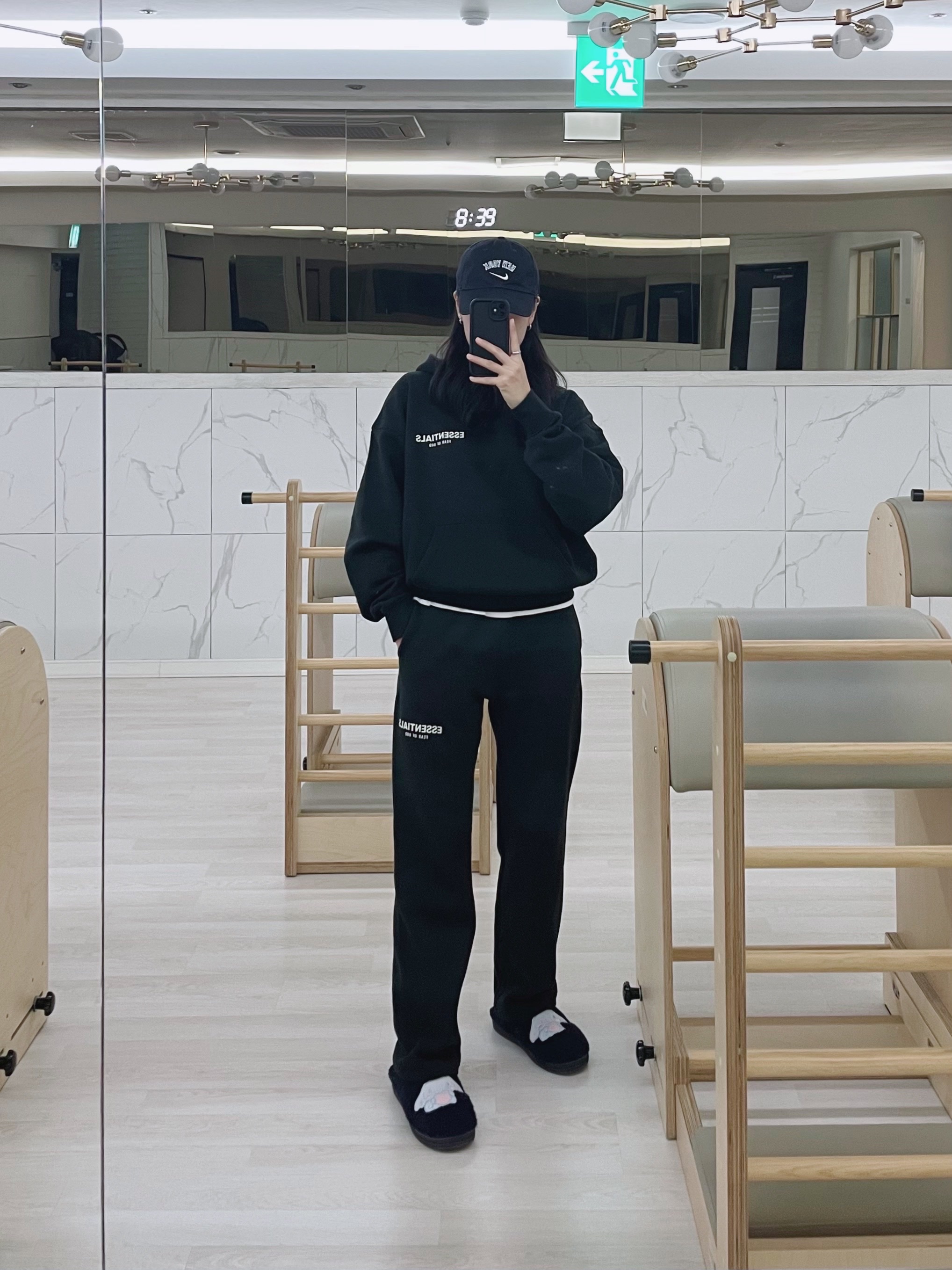 (Kids) Essentials The Core Collection Hoodie Stretch Limo, (Kids) Essentials Relaxed Sweatpants Stretch Limo - 22SS 착용 스타일 - 2