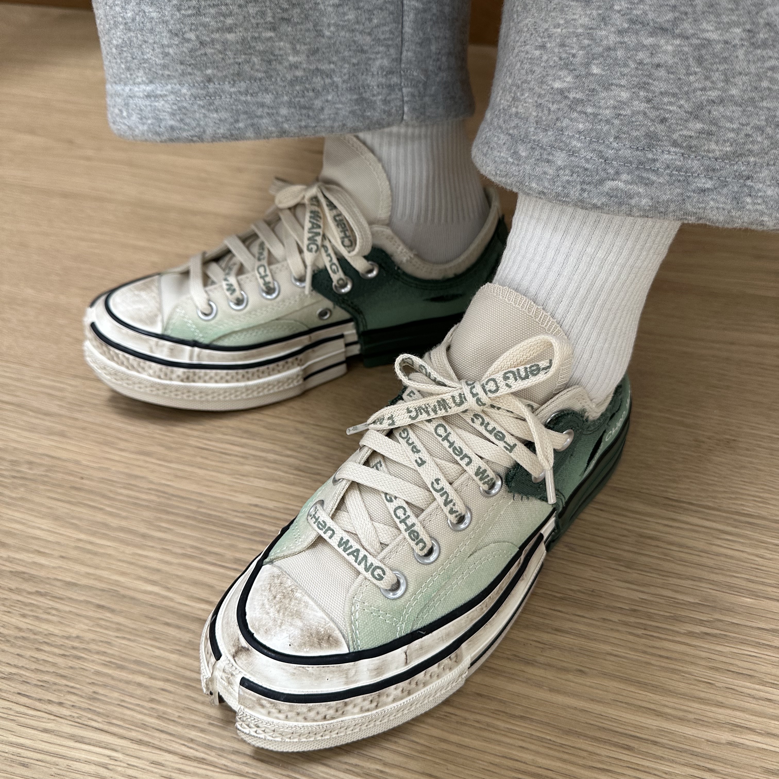 Converse x Feng Chen Wang Chuck 70 Ox 2-in-1 Myrtle 착용 스타일 - 1