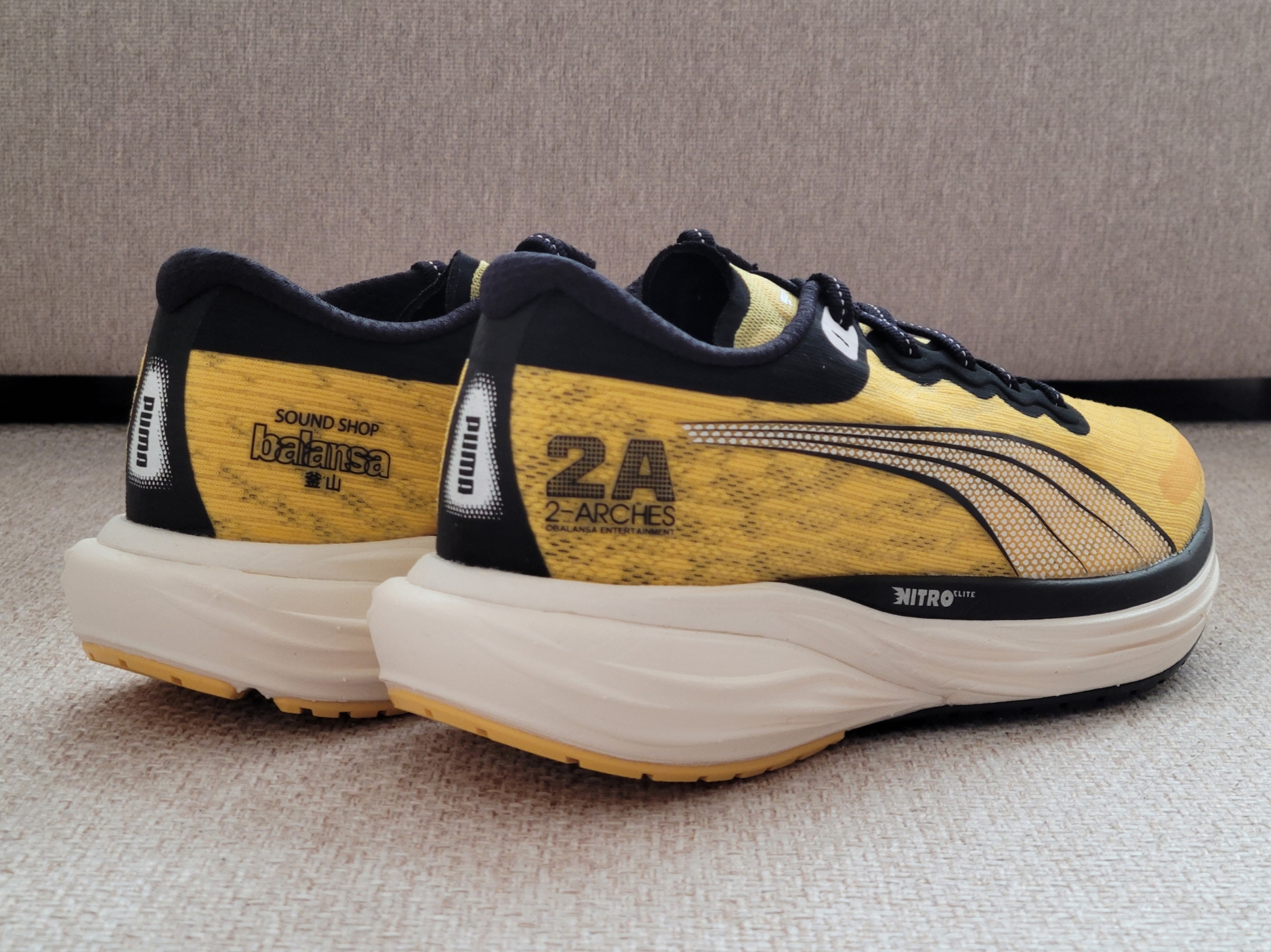 (W) Puma x Balansa Deviate Nitro 2 Freesia Black 착용 스타일 - 2