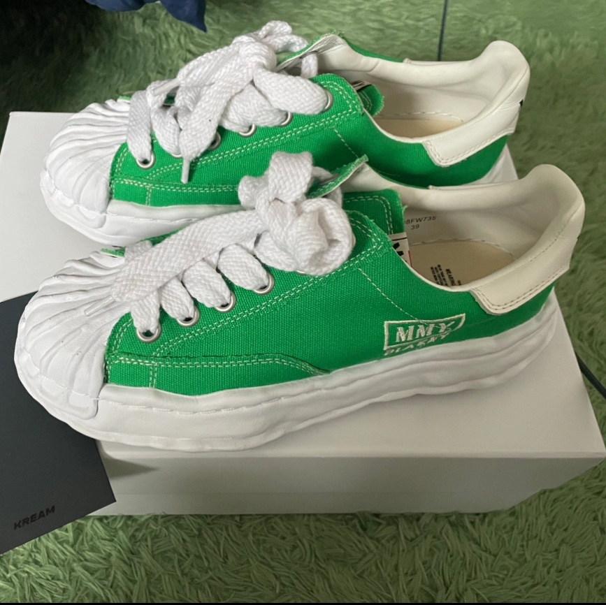 Maison Mihara Yasuhiro Blakey OG Sole Canvas Low-top Sneakers Green 착용 스타일