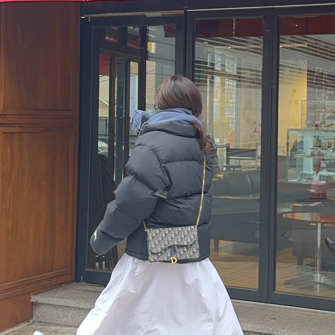 Stussy Down Puffer Nylon Black, Dior Saddle Pouch Blue Dior Oblique Jacquard 착용 스타일 - 3