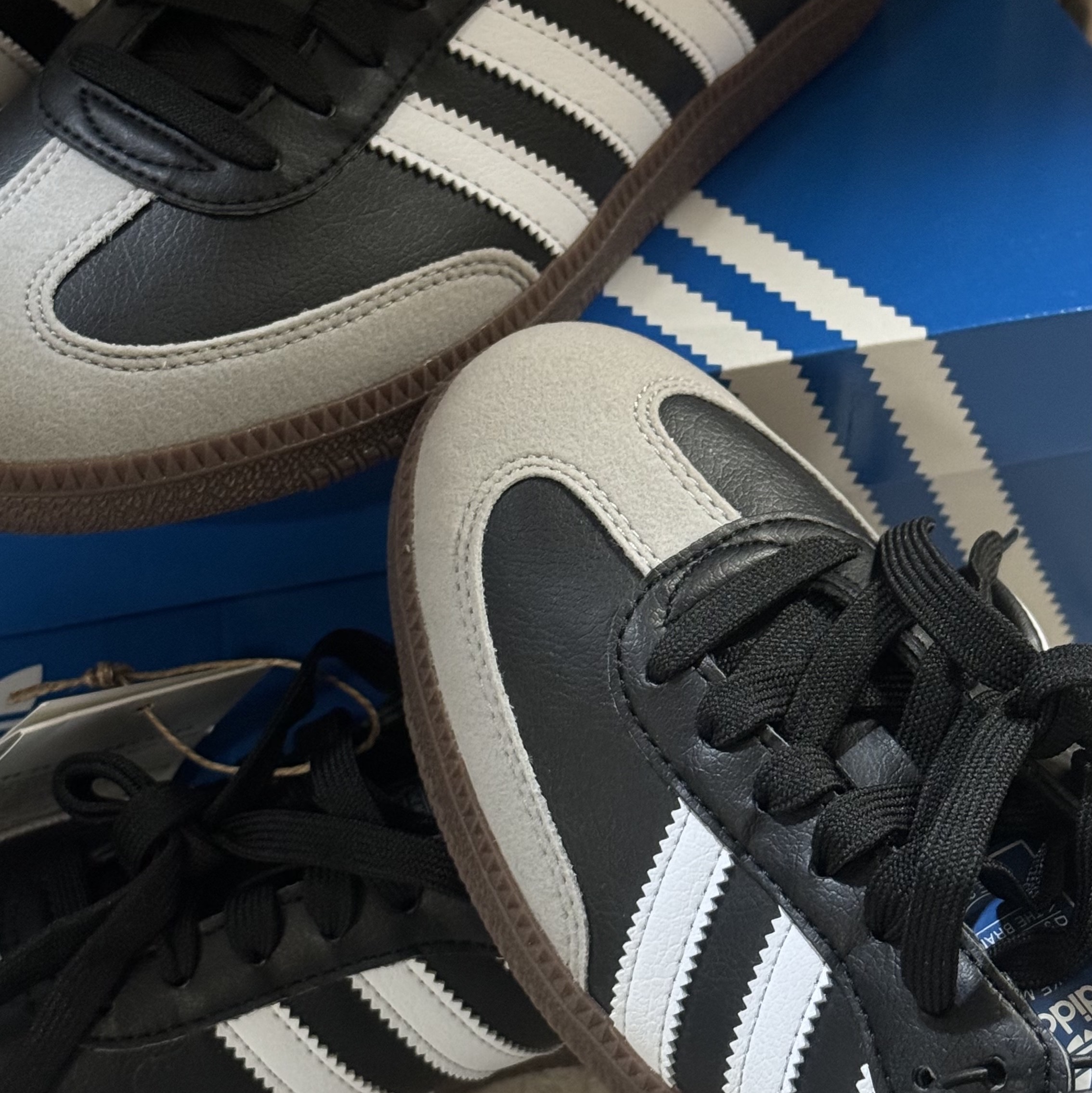 Adidas Samba Vegan Black White 착용 스타일