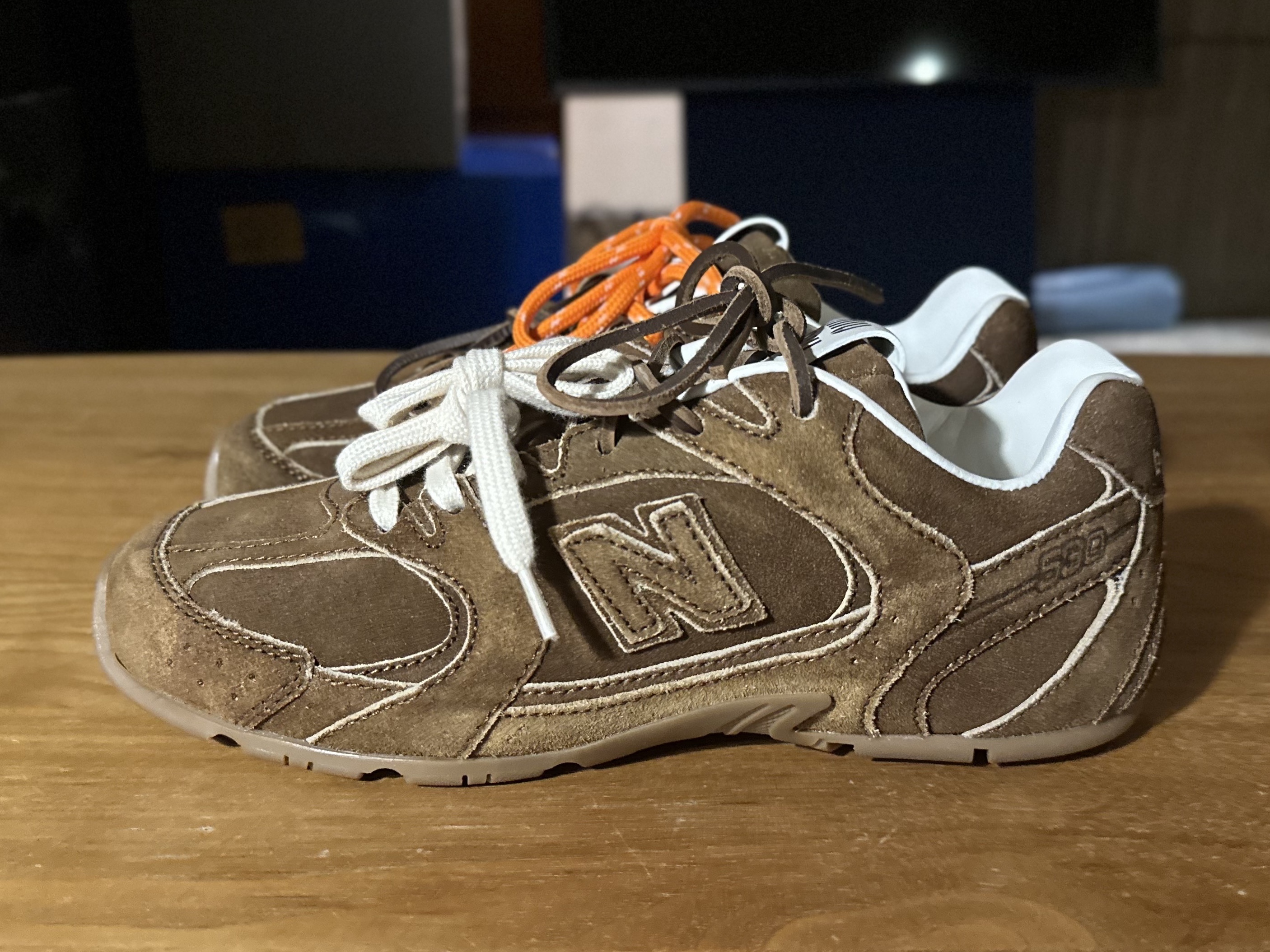 (W) New Balance x Miu Miu 530 Suede Mesh Sneakers Cinnamon 착용 스타일 - 7