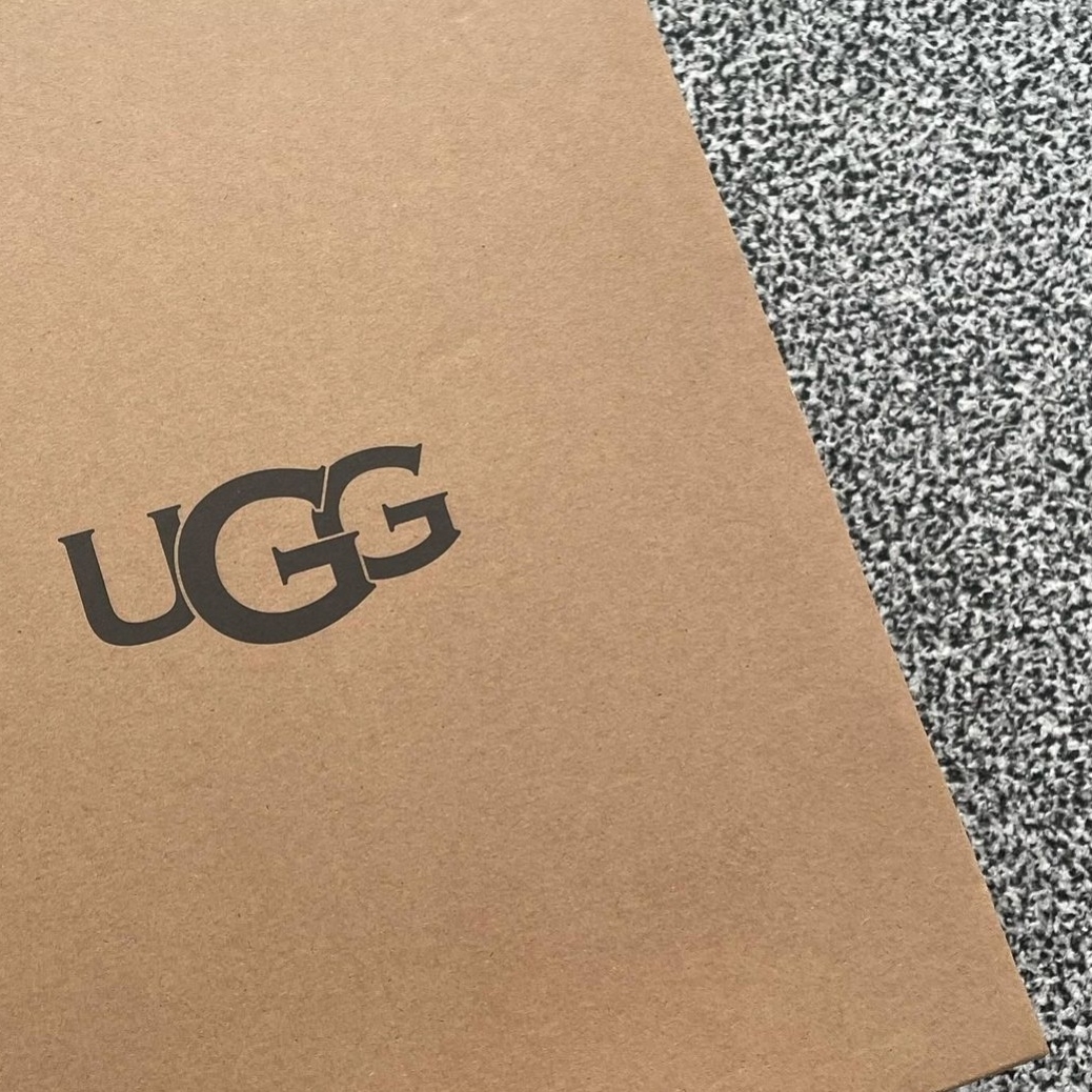 (W) UGG Classic Ultra Mini Boots Chestnut 착용 스타일