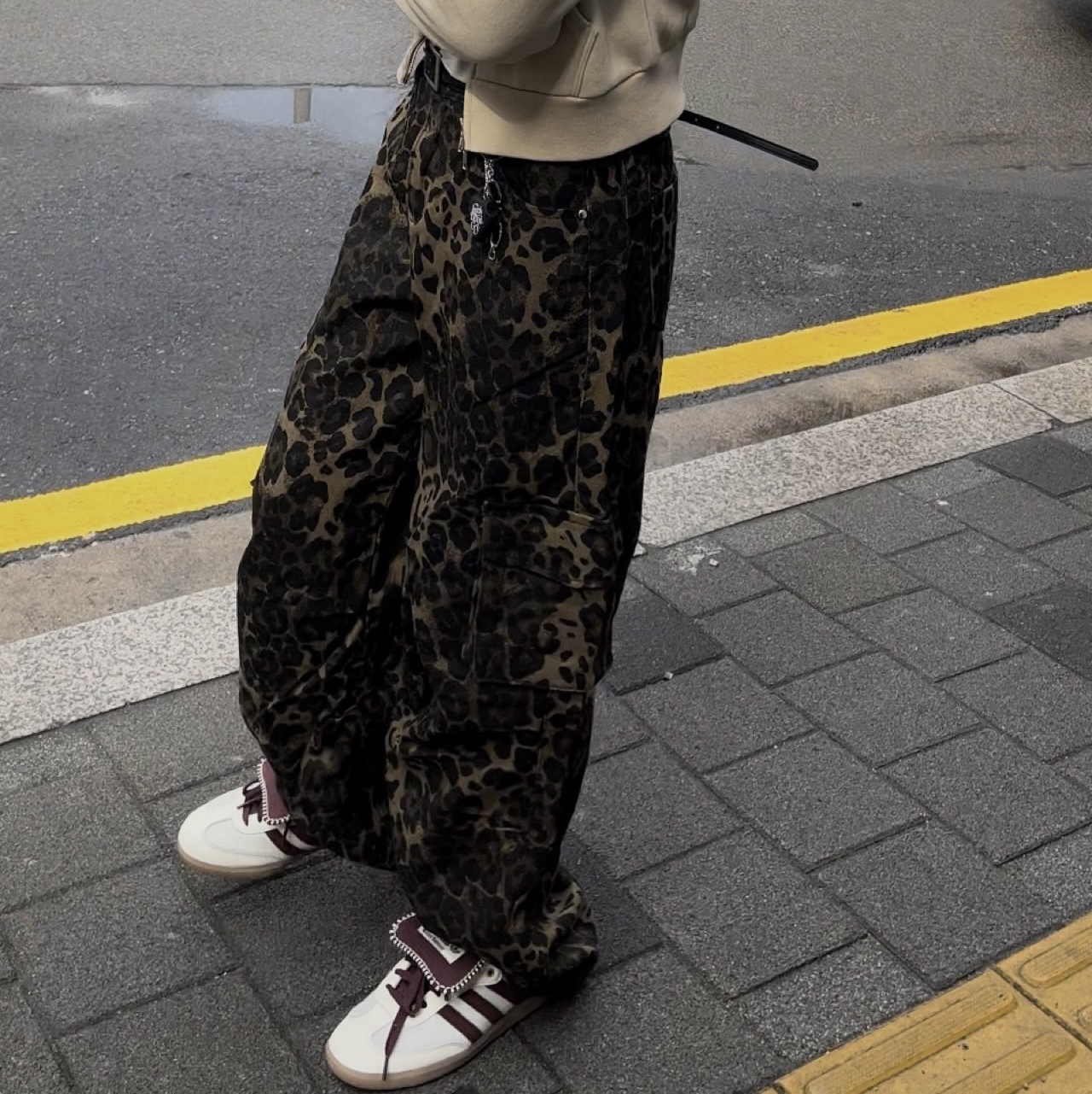 Adidas x Wales Bonner Pony Tonal Samba Cream White Mystery Brown, (W) Bohemian Seoul Slim Double Belt Black 착용 스타일 - 3