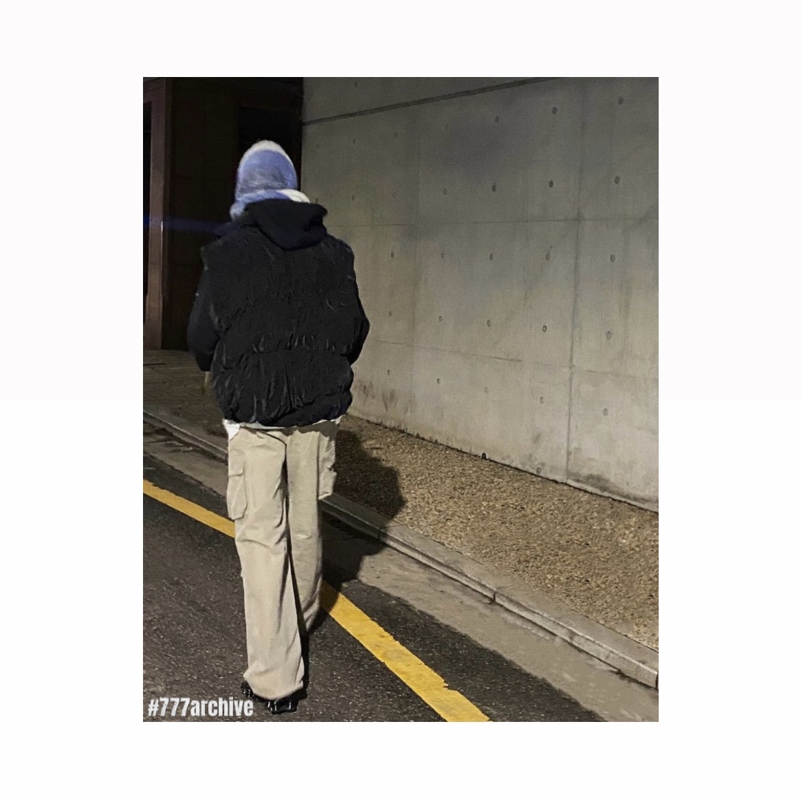 Maison Margiela Four Stitches Beanie Navy, Ader Error Aren Down Vest Noir 착용 스타일 - 5