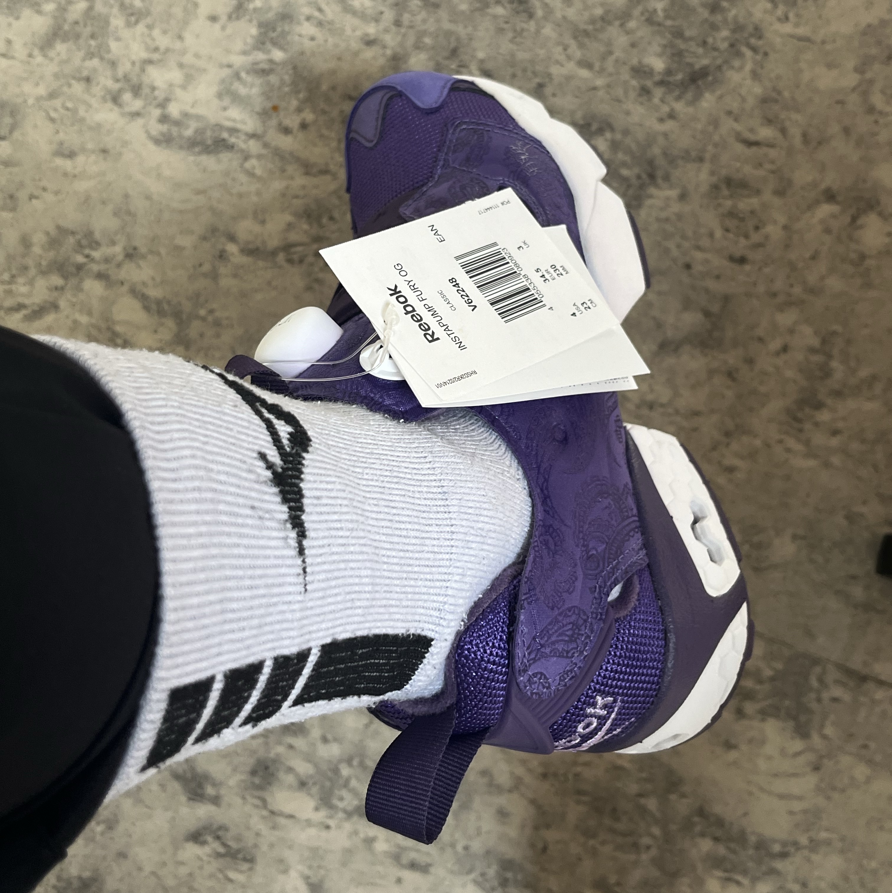 Reebok Instapump Fury OG Team Purple 착용 스타일 - 1