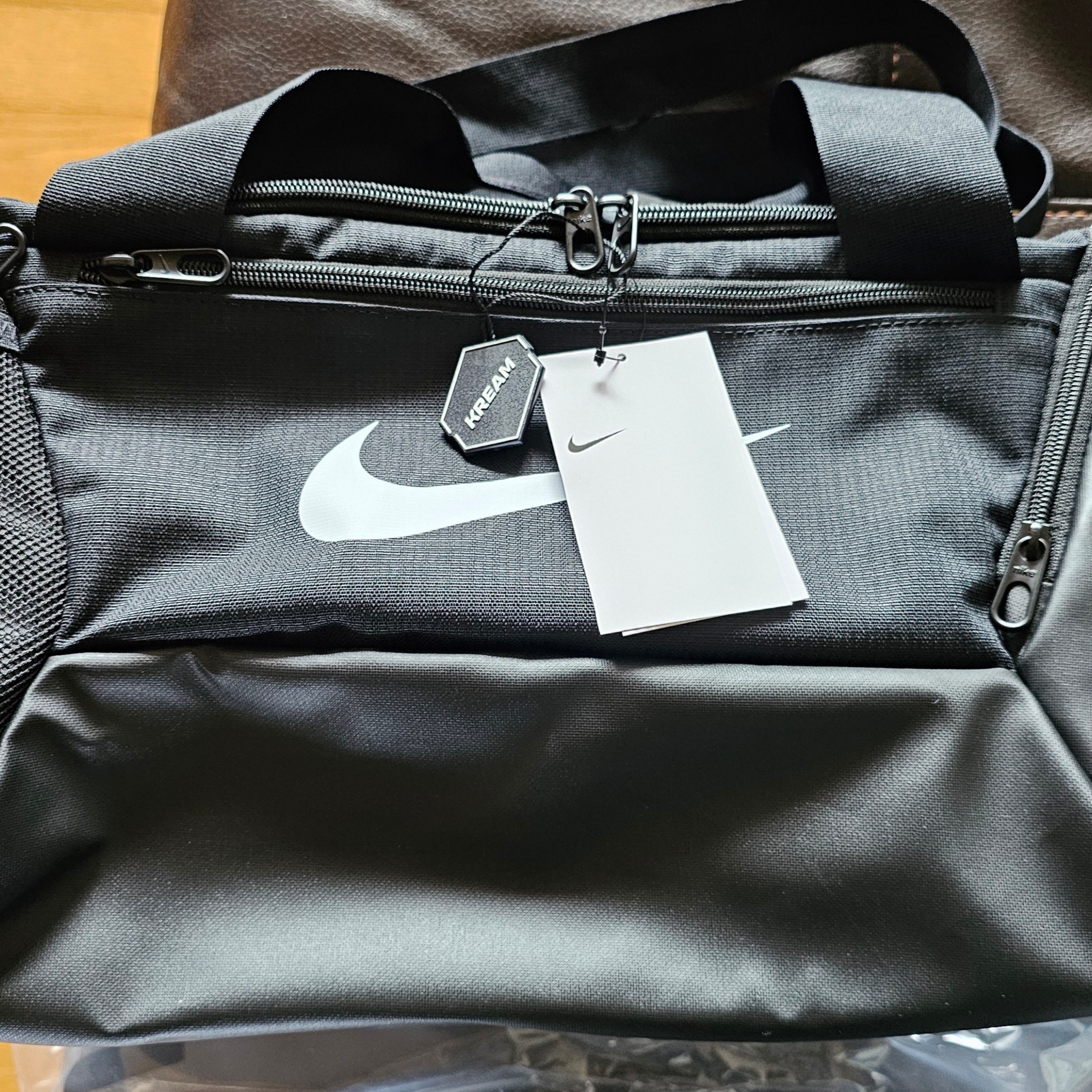 Nike Brasilia 9.5 Training Duffle Bag Extra Small 25L Black 착용 스타일