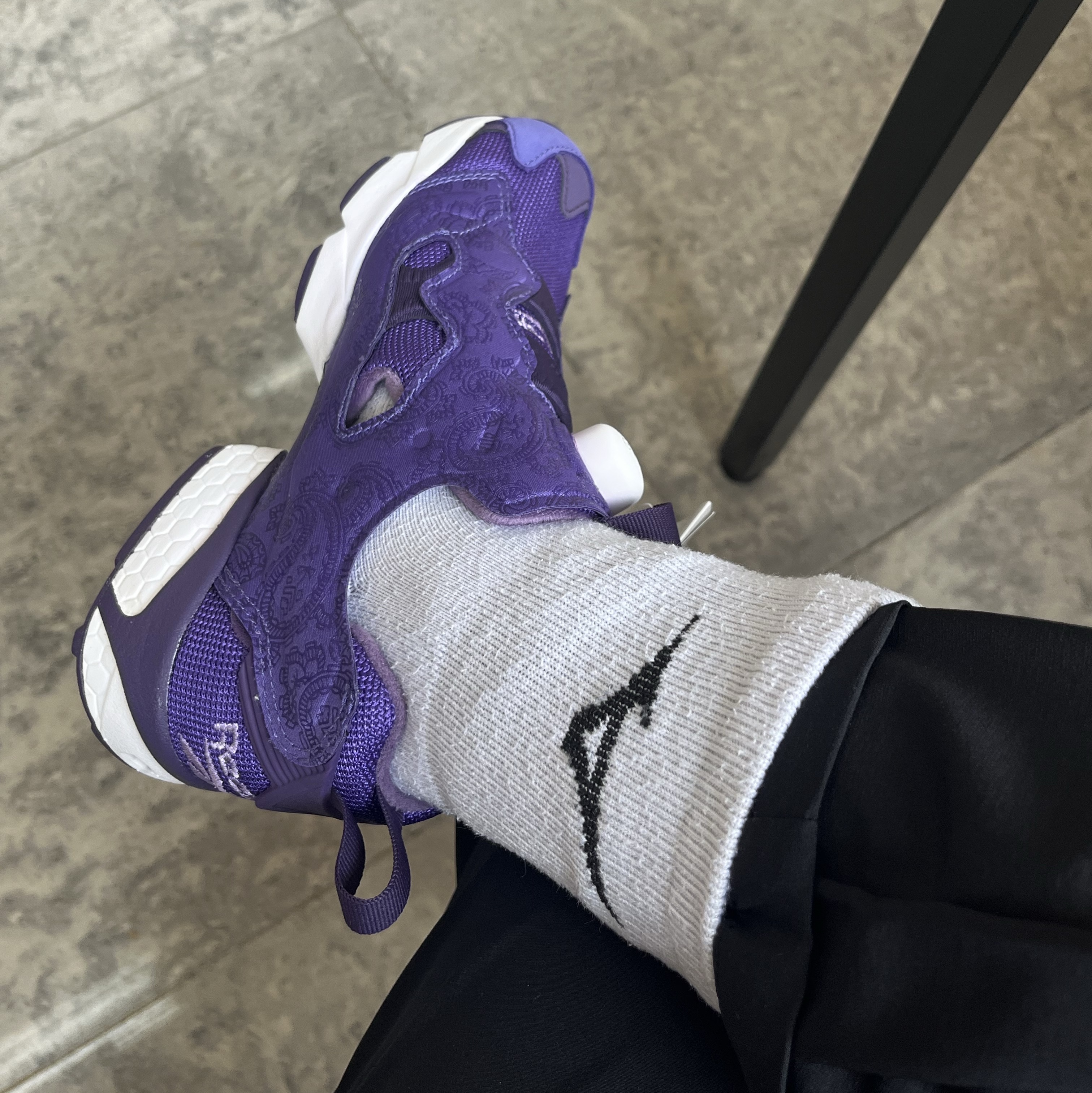 Reebok Instapump Fury OG Team Purple 착용 스타일 - 2