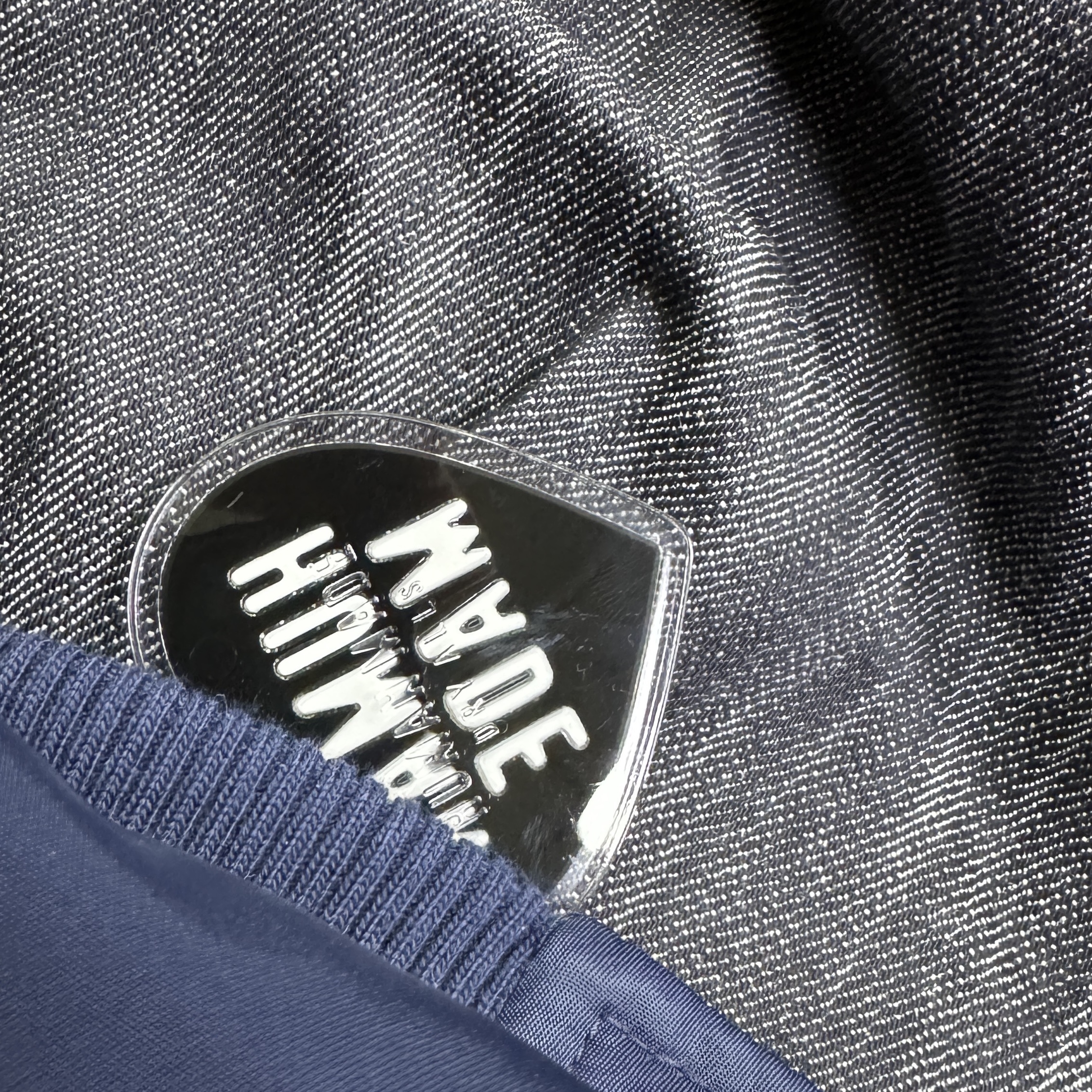Human Made Heart Keyring Black 착용 스타일