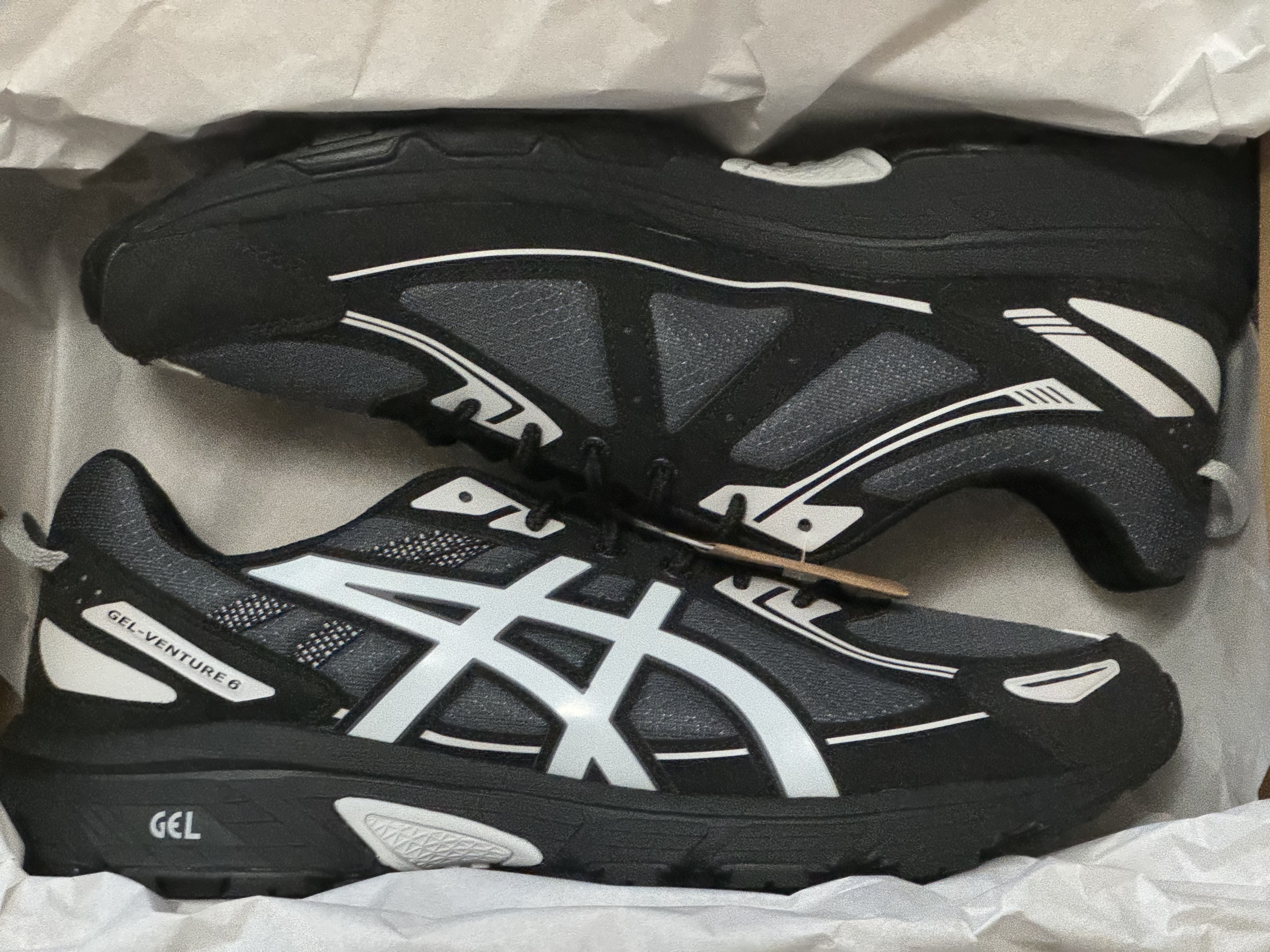 Asics Gel-Venture 6 Carrier Grey 착용 스타일