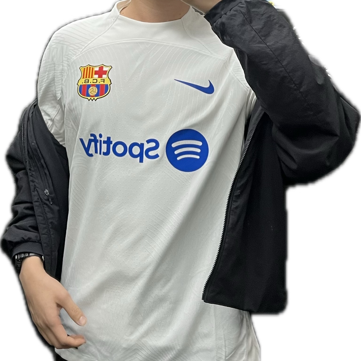 Nike FC Barcelona 2023/24 Stadium Away Dri-Fit Jersey White Royal Blue (Non Marking Ver.) 착용 스타일