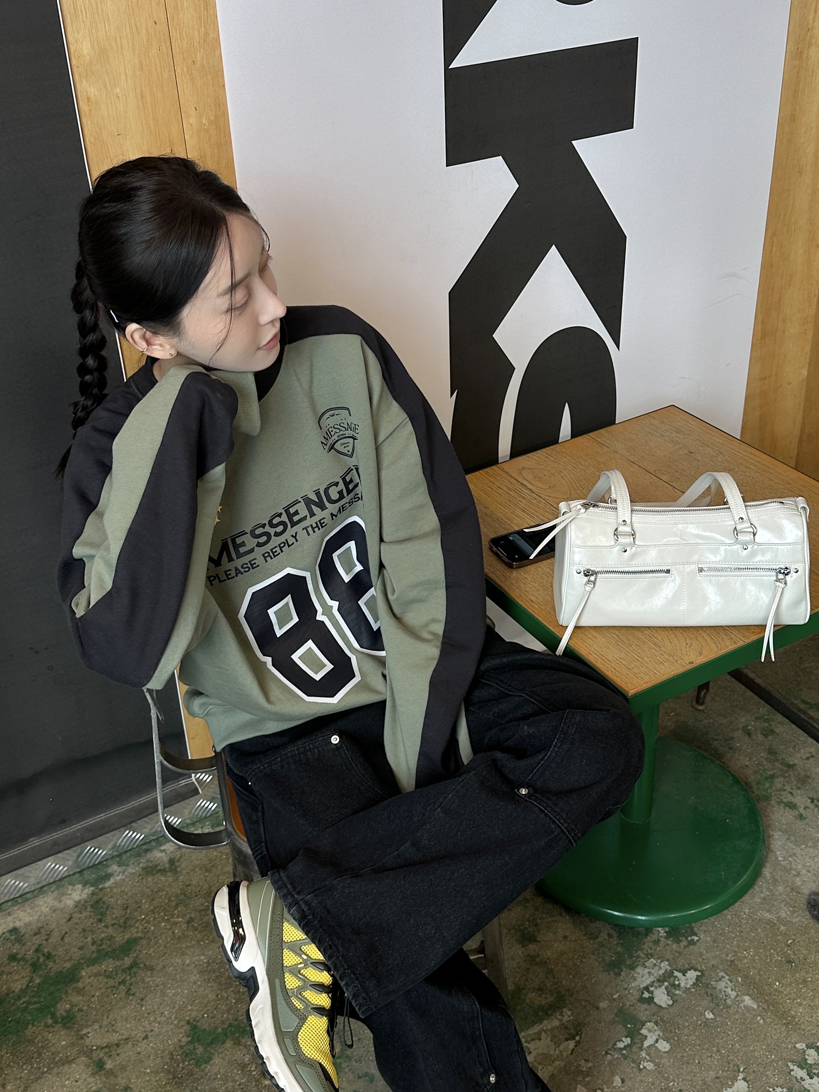 Salomon ACS +OG Buttercup Olive Night Black 착용 스타일 - 1