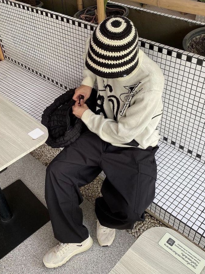 Nike x Stussy NRG LS Knit Sweater Fossil (DR2894-238) 착용 스타일