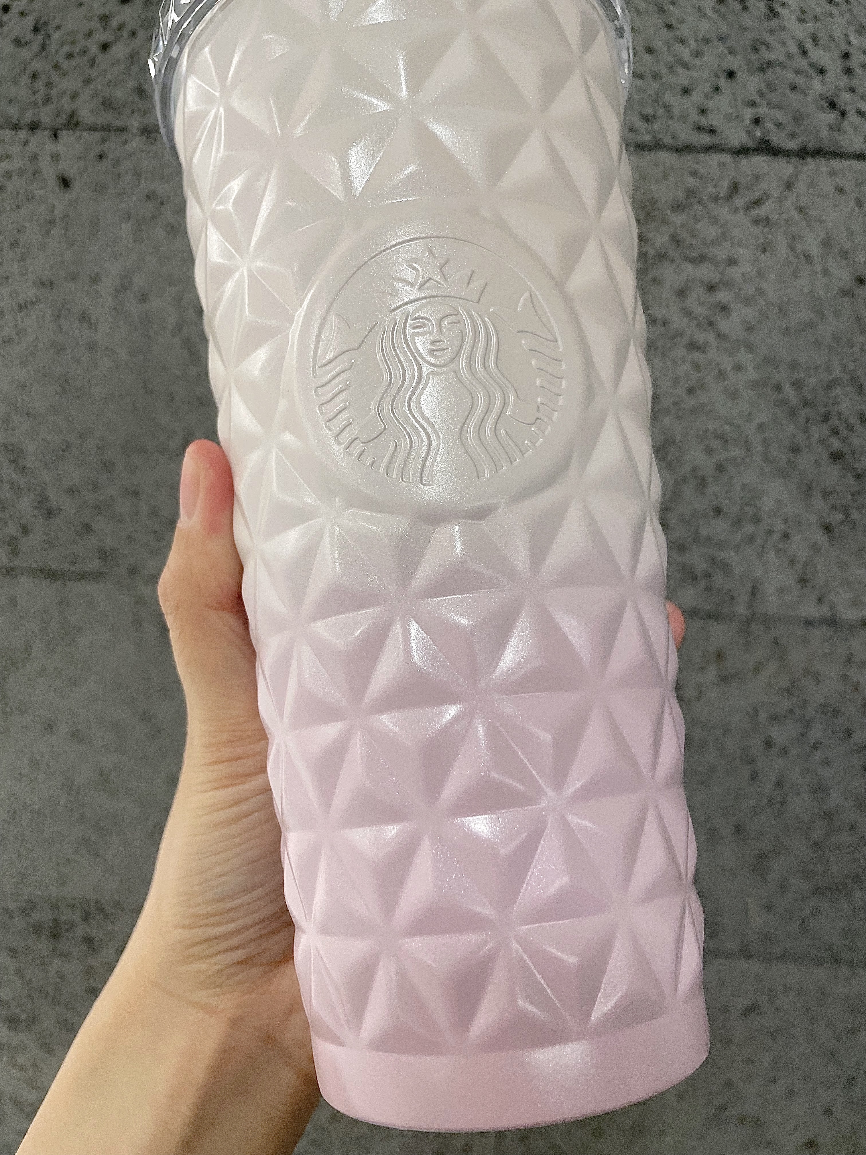 Starbucks SS Blossom Secret Garden Dion Cold Cup 591ml 착용 스타일 - 3