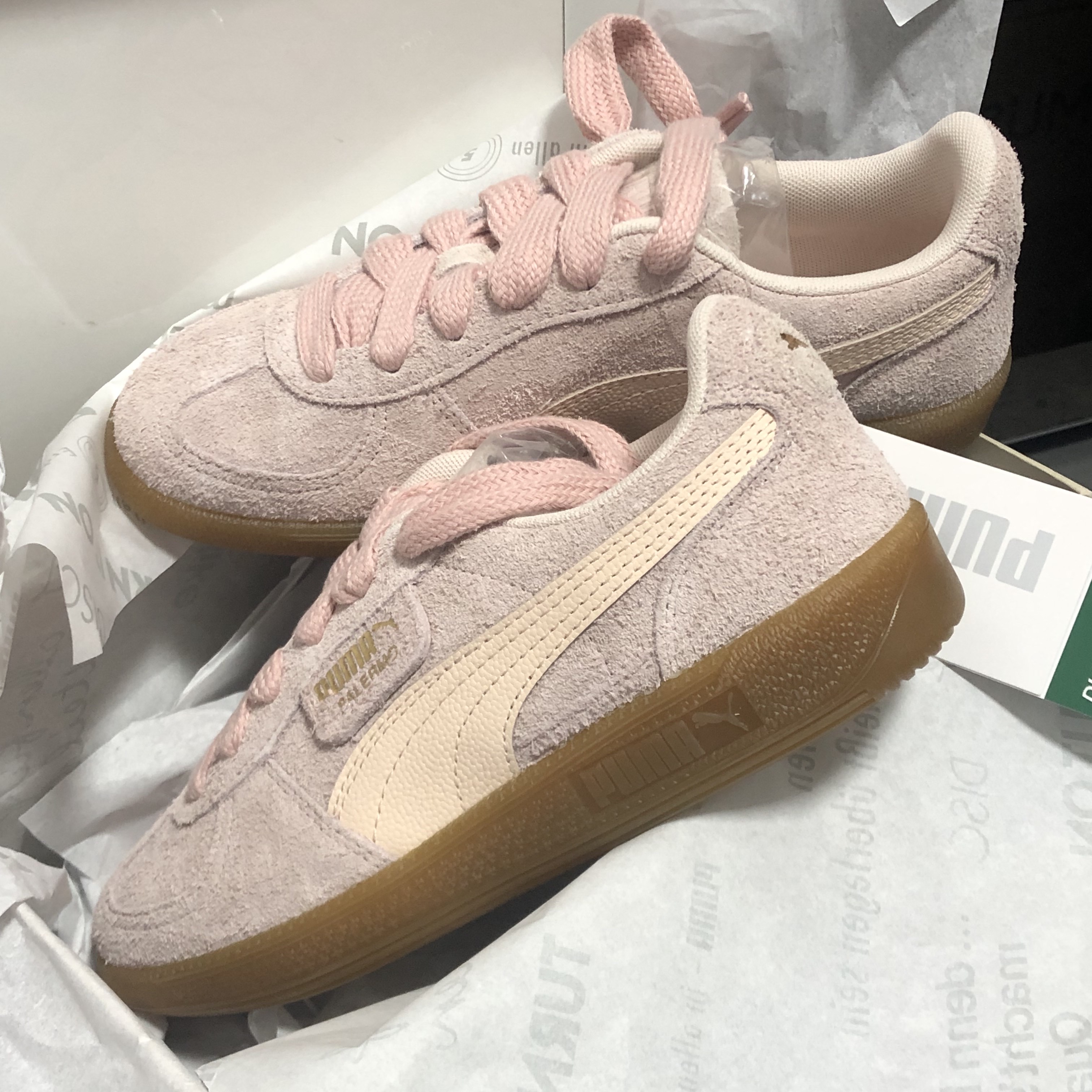 Puma Palermo Hairy Rose Quartz Rosebay 착용 스타일