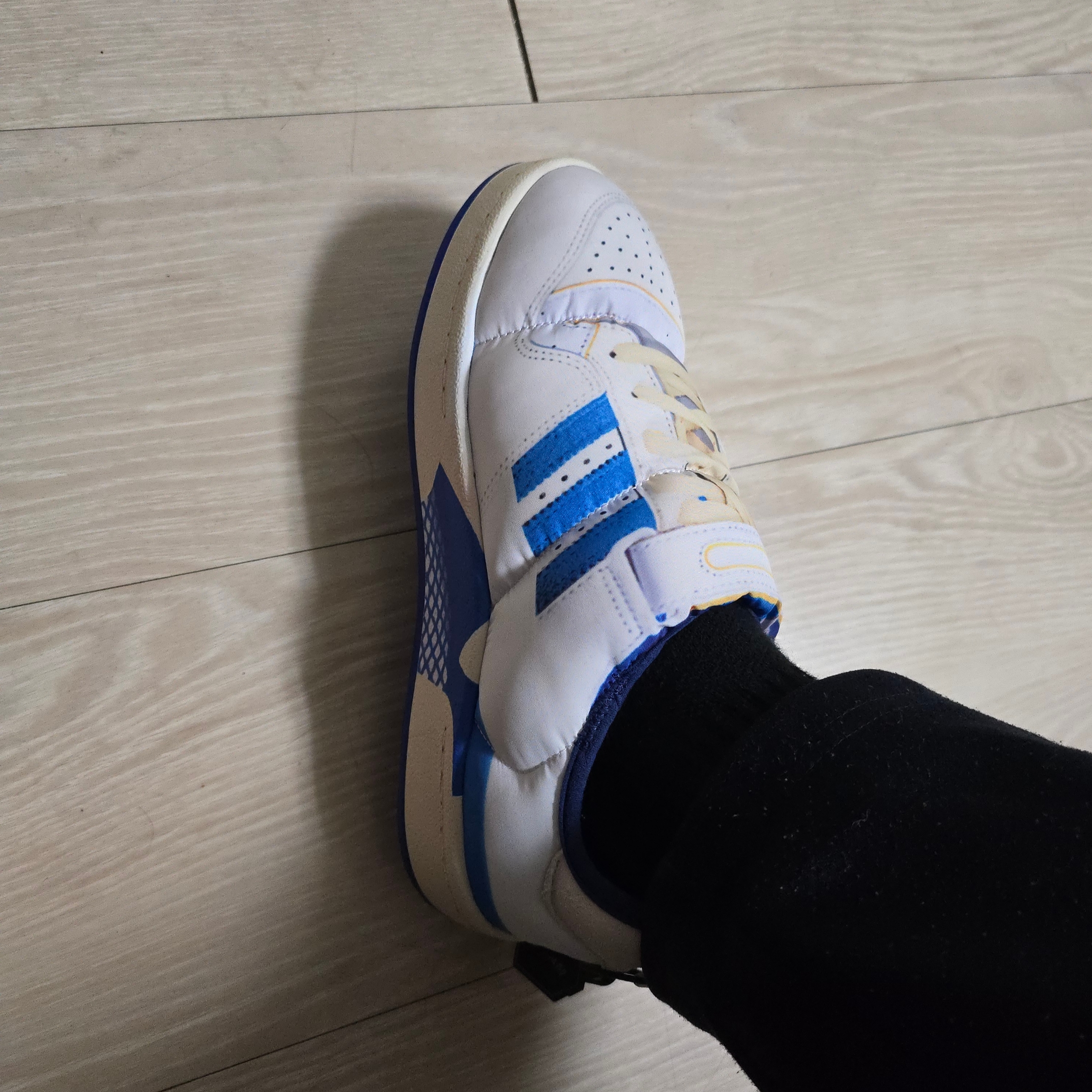 Adidas Puffylette Forum 84 Cloud White 착용 스타일 - 5
