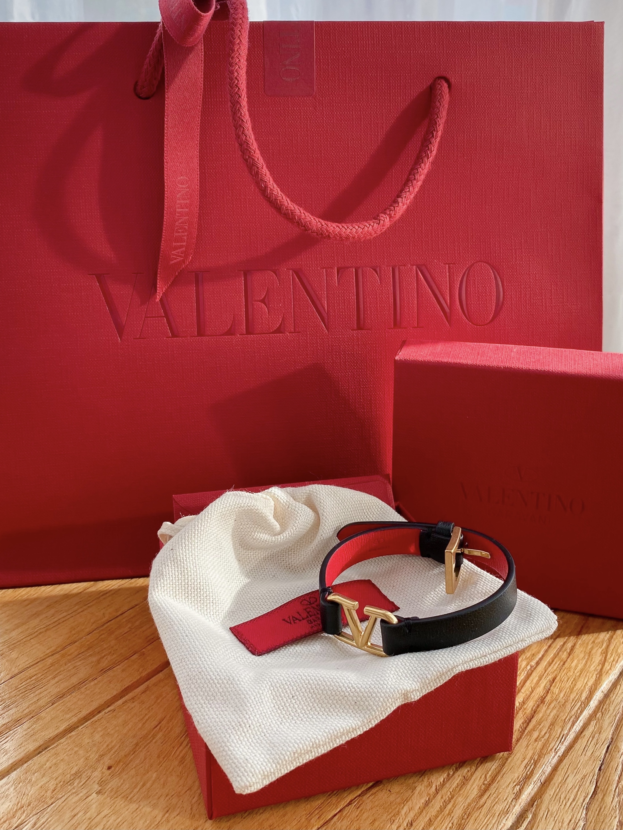 (W) Zara Buckled Track-Sole Mary Jane Ballerina Flat Shoes Black, Gucci Blind for Love Necklace Silver 착용 스타일 - 3