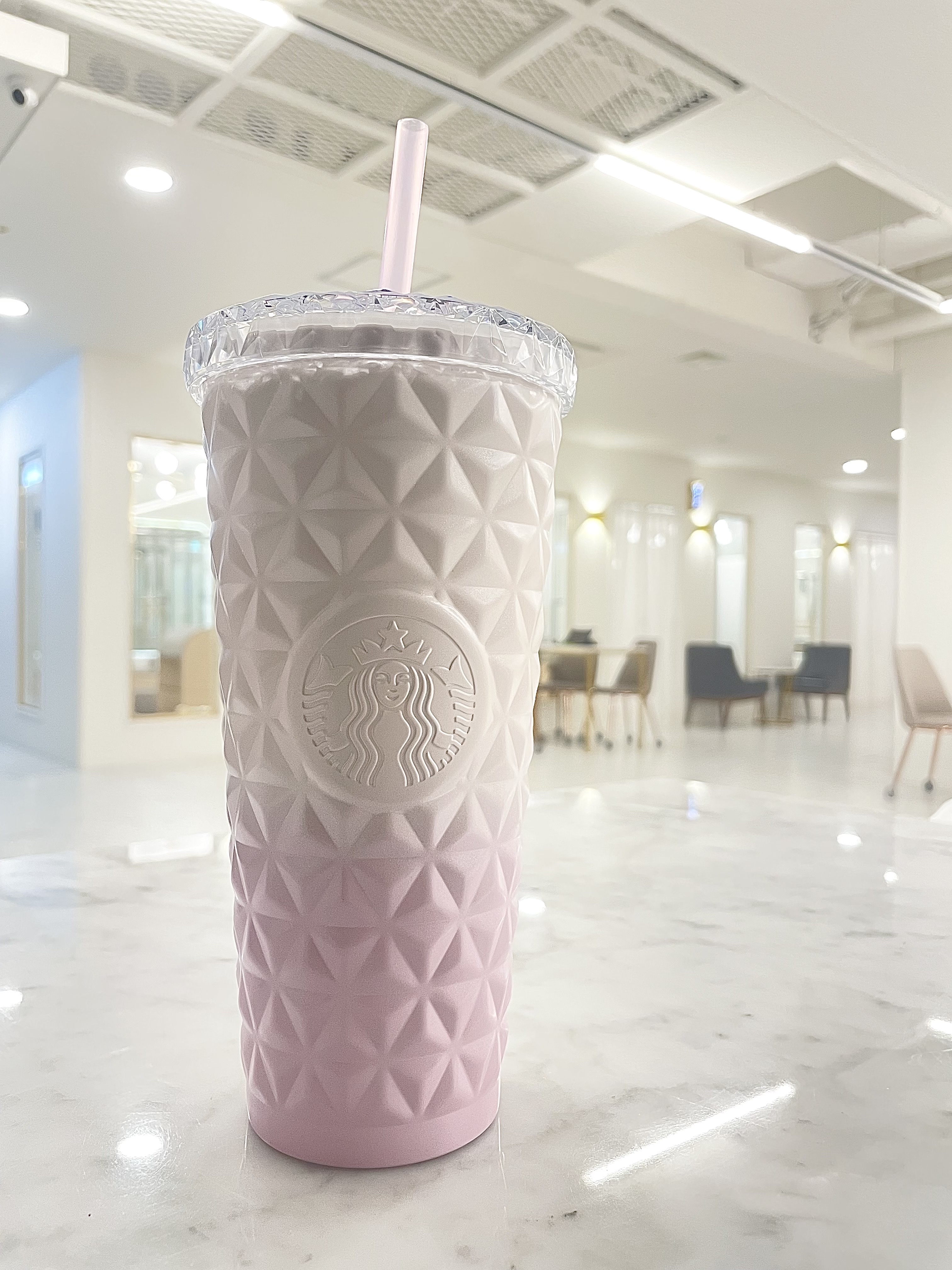 Starbucks SS Blossom Secret Garden Dion Cold Cup 591ml 착용 스타일 - 1