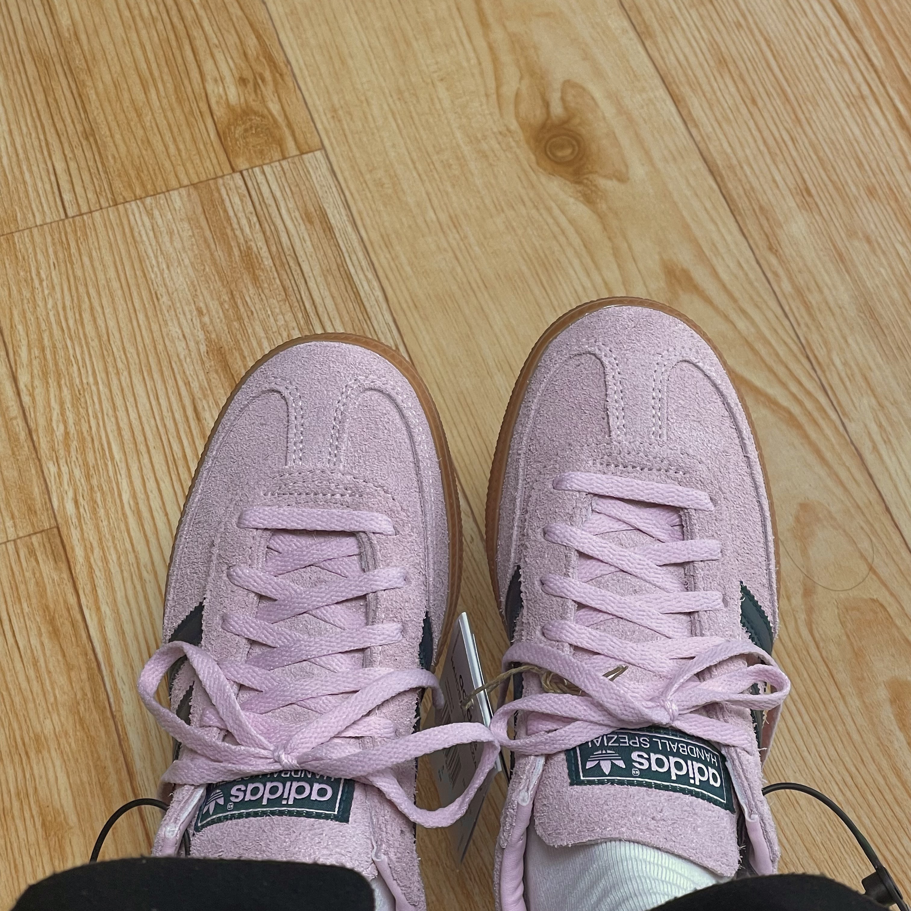 (W) Adidas Spezial Handball Clear Pink 착용 스타일
