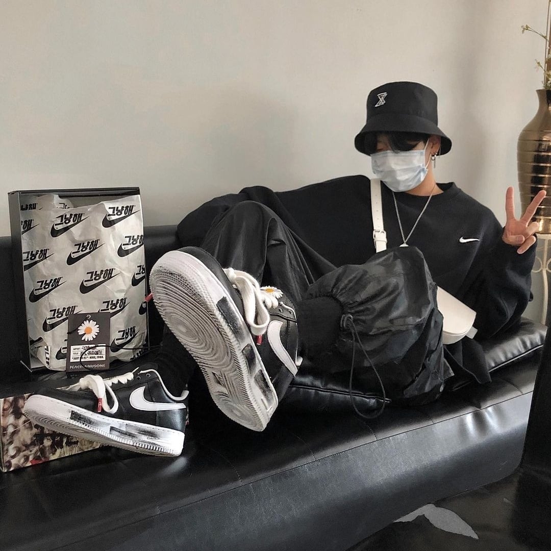 Nike x Peaceminusone Air Force 1 Low Para-Noise 착용 스타일