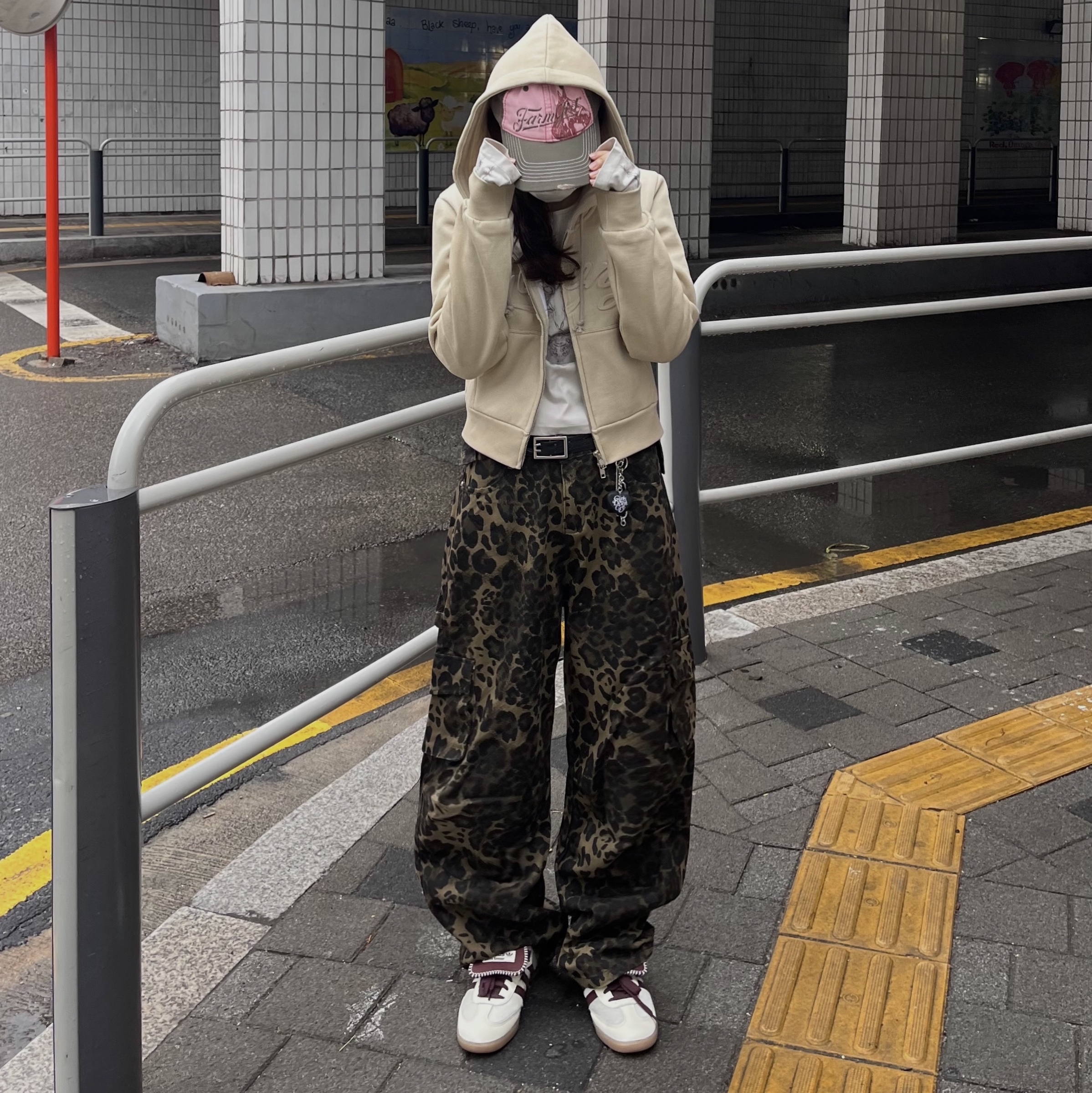 Adidas x Wales Bonner Pony Tonal Samba Cream White Mystery Brown, (W) Bohemian Seoul Slim Double Belt Black 착용 스타일 - 1