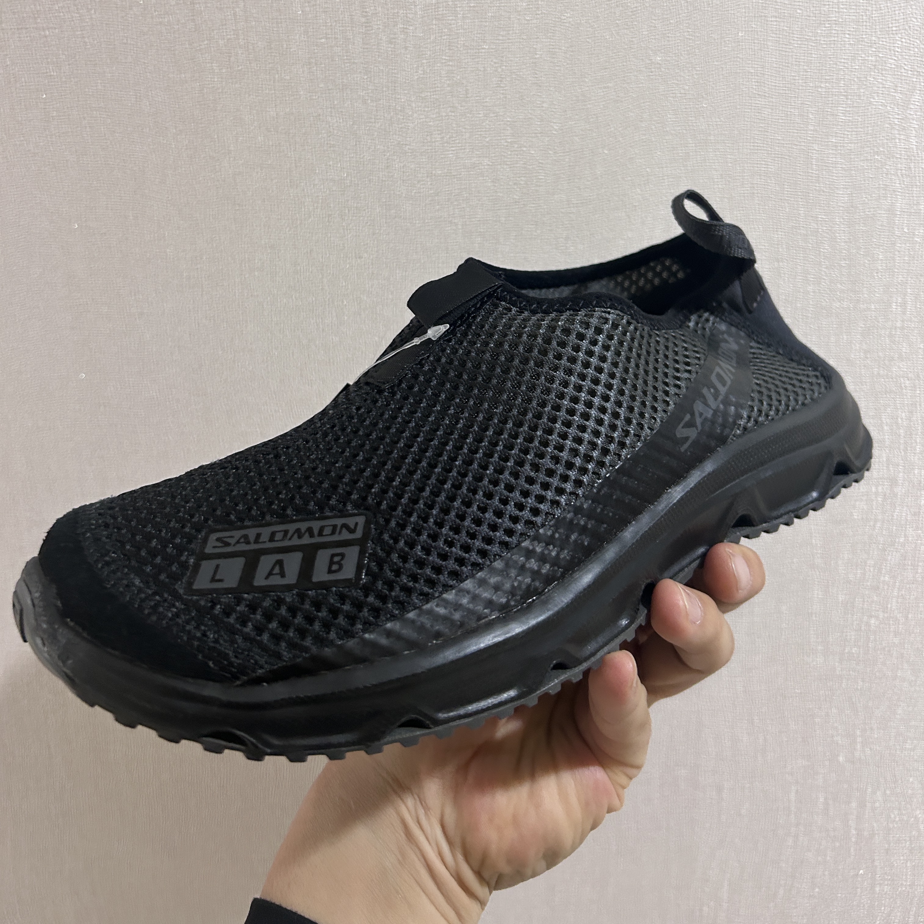 Salomon RX Moc 3.0 Suede Black Magnet 착용 스타일