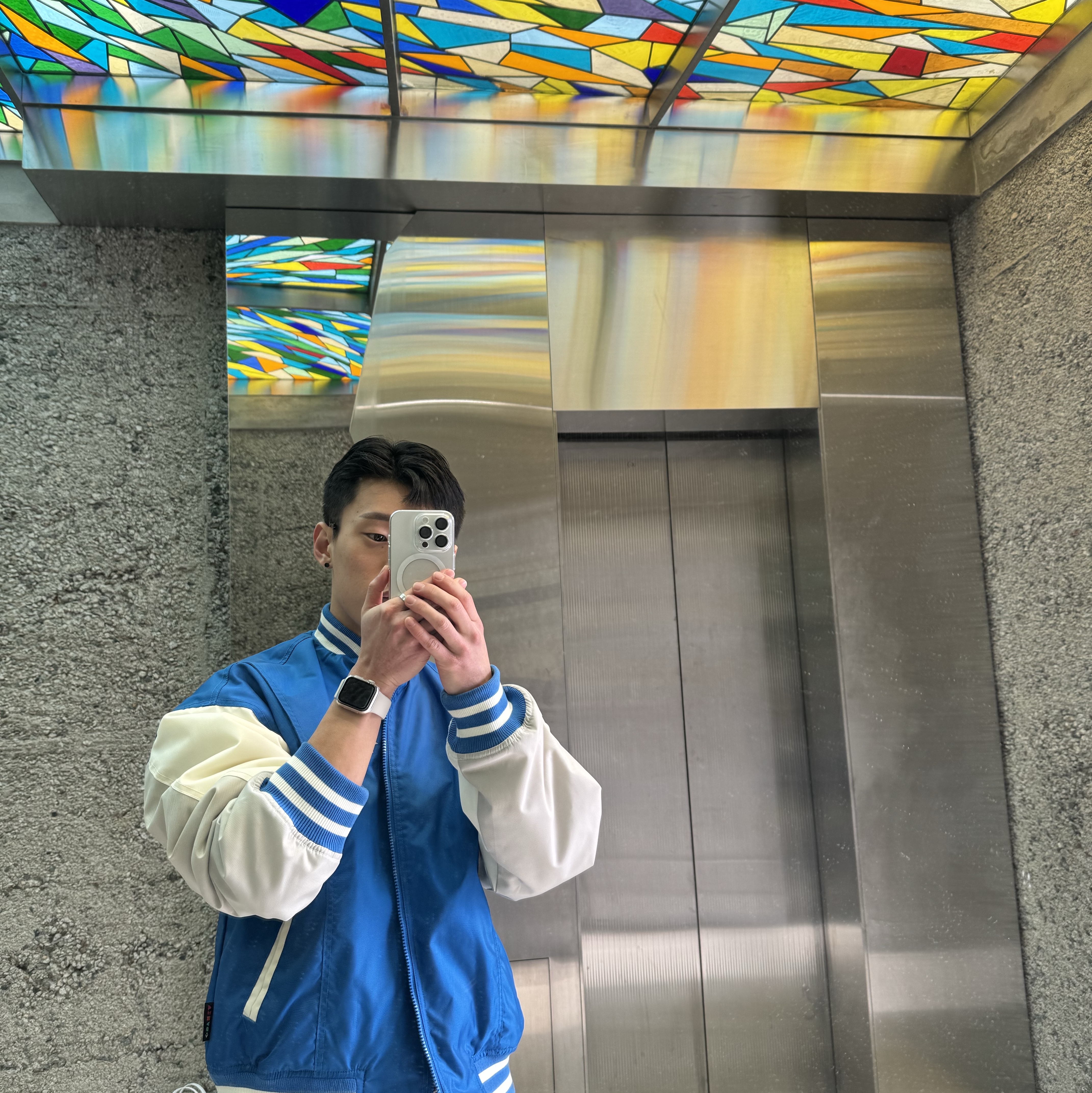 Converse x Ader Error Shapes Varsity Jacket Cobalt 착용 스타일 - 1
