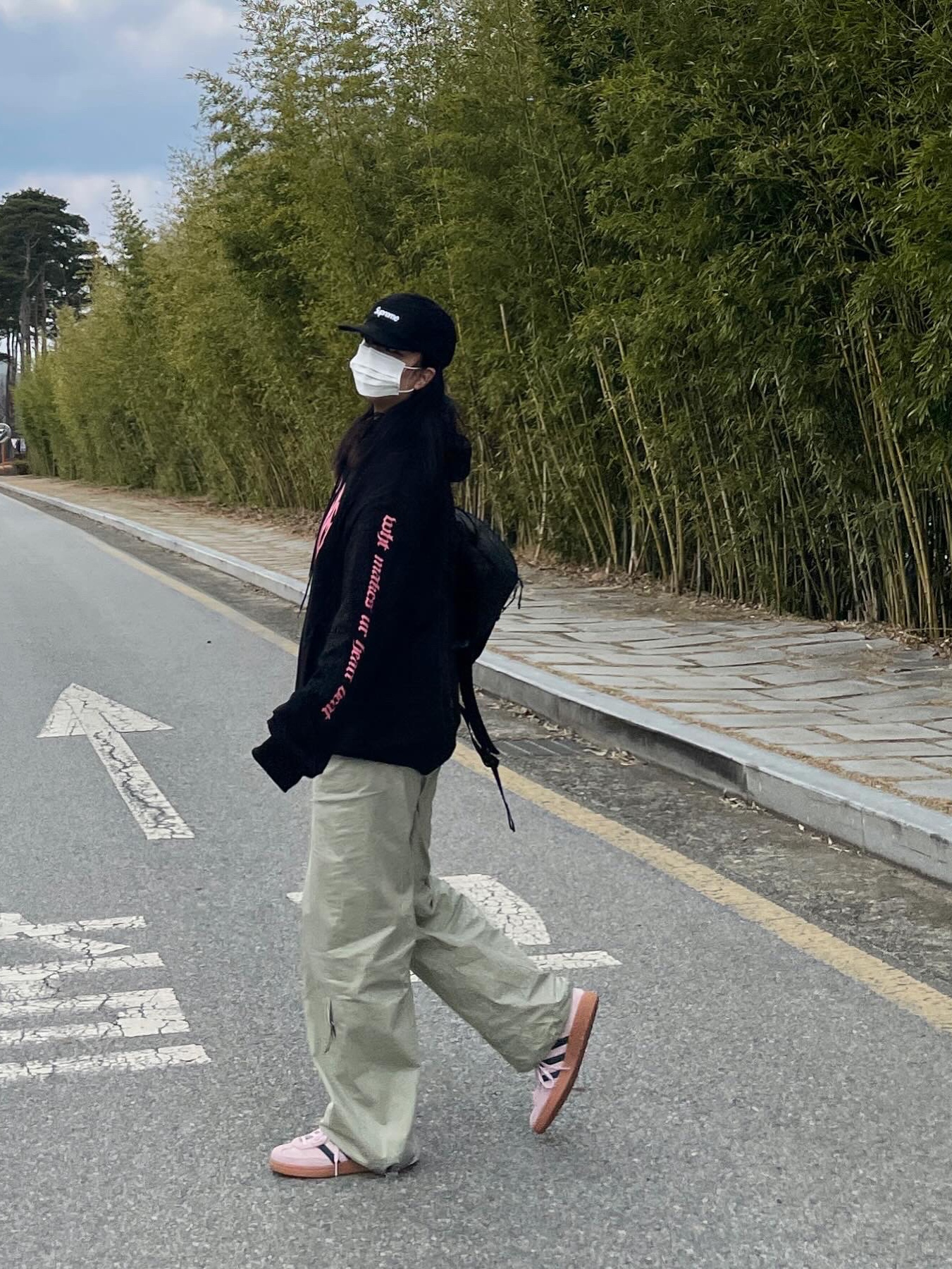 Supreme Washed Chino Twill Camp Cap Black, (W) Adidas Spezial Handball Clear Pink 착용 스타일 - 3