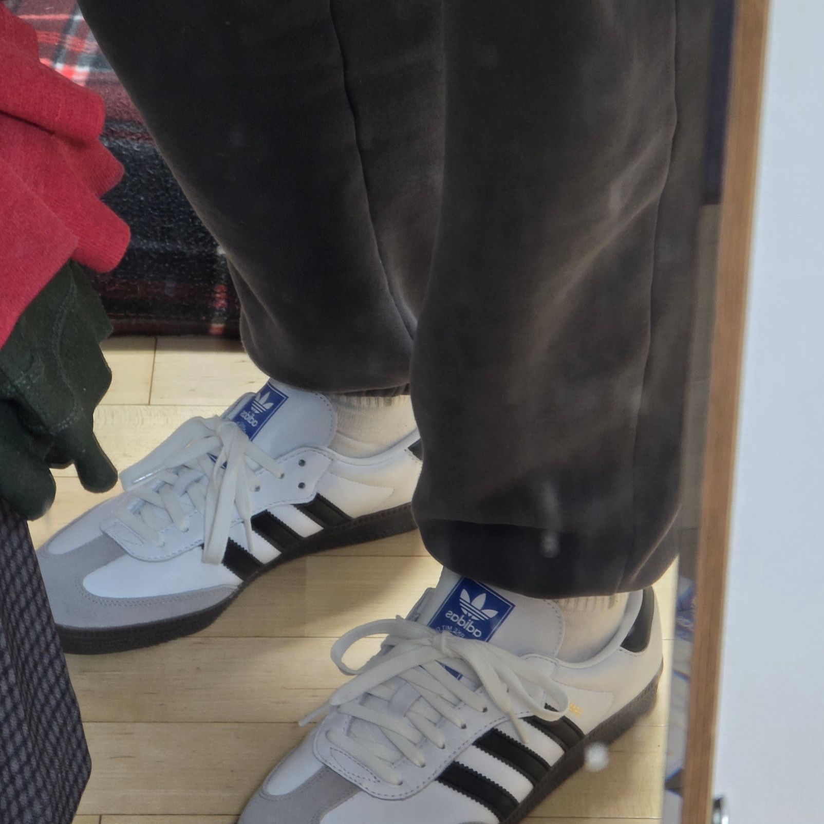 Adidas Samba OG Cloud White 착용 스타일