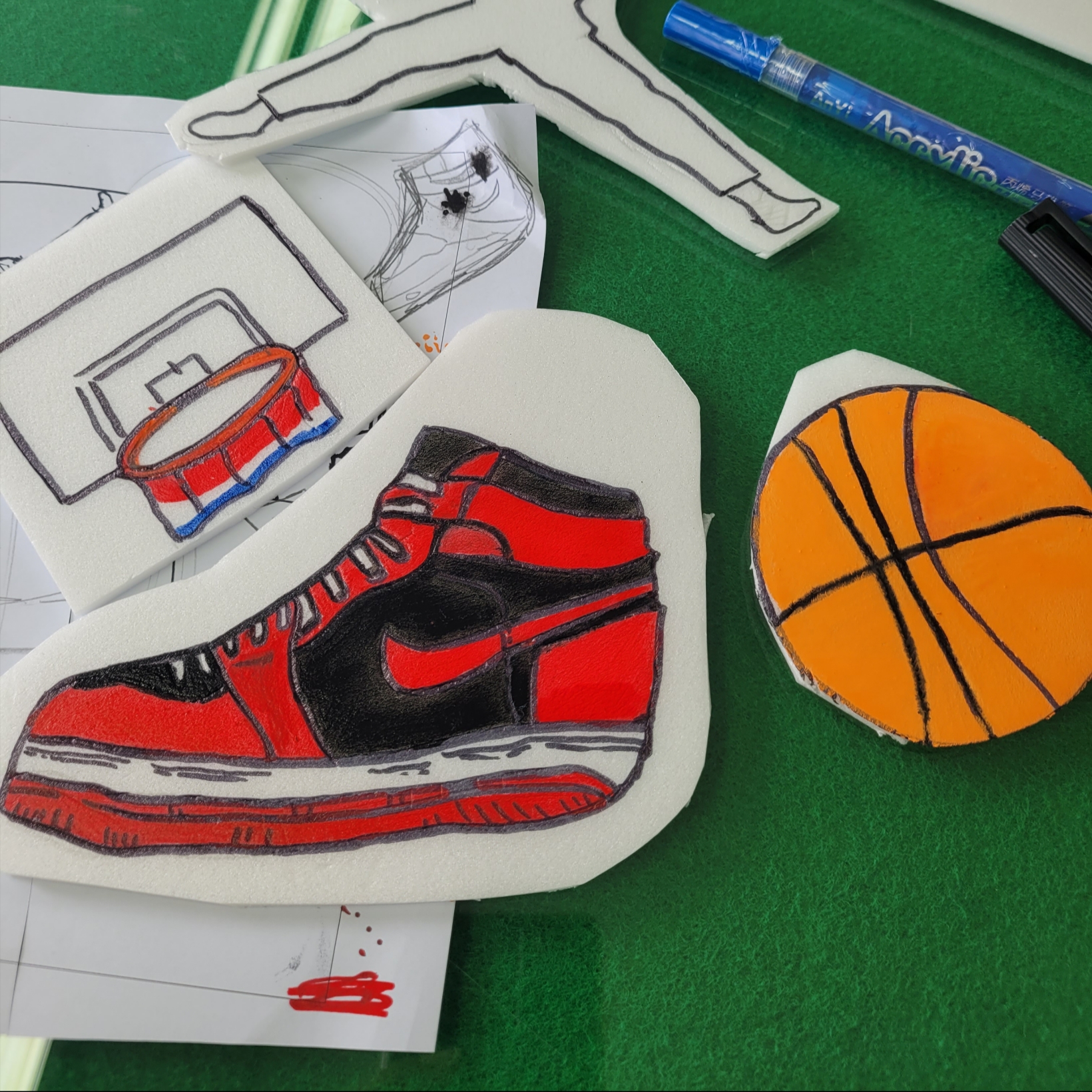 Jordan 1 Mid Black Fire Red 착용 스타일 - 5