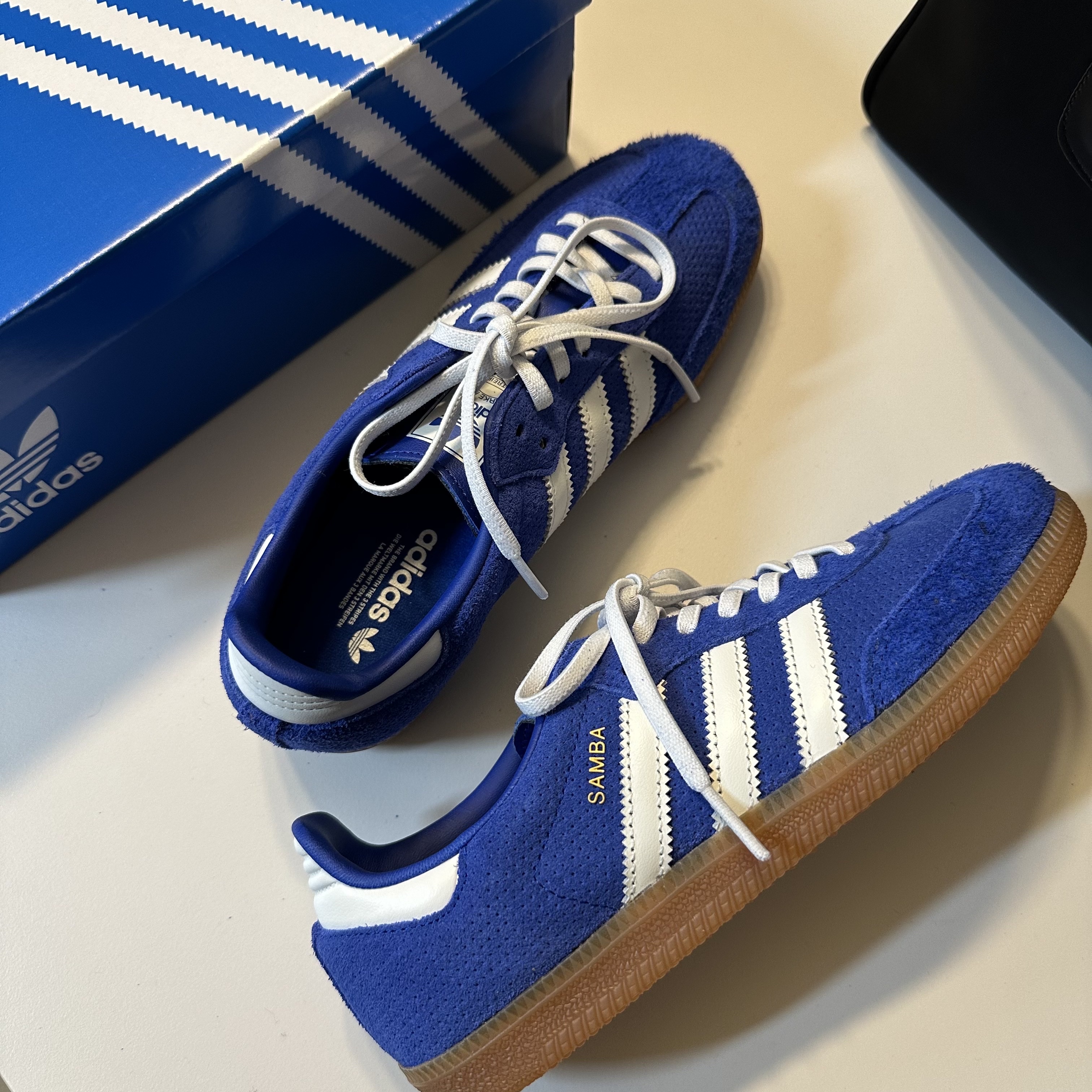 Adidas Samba OG Royal Blue 착용 스타일